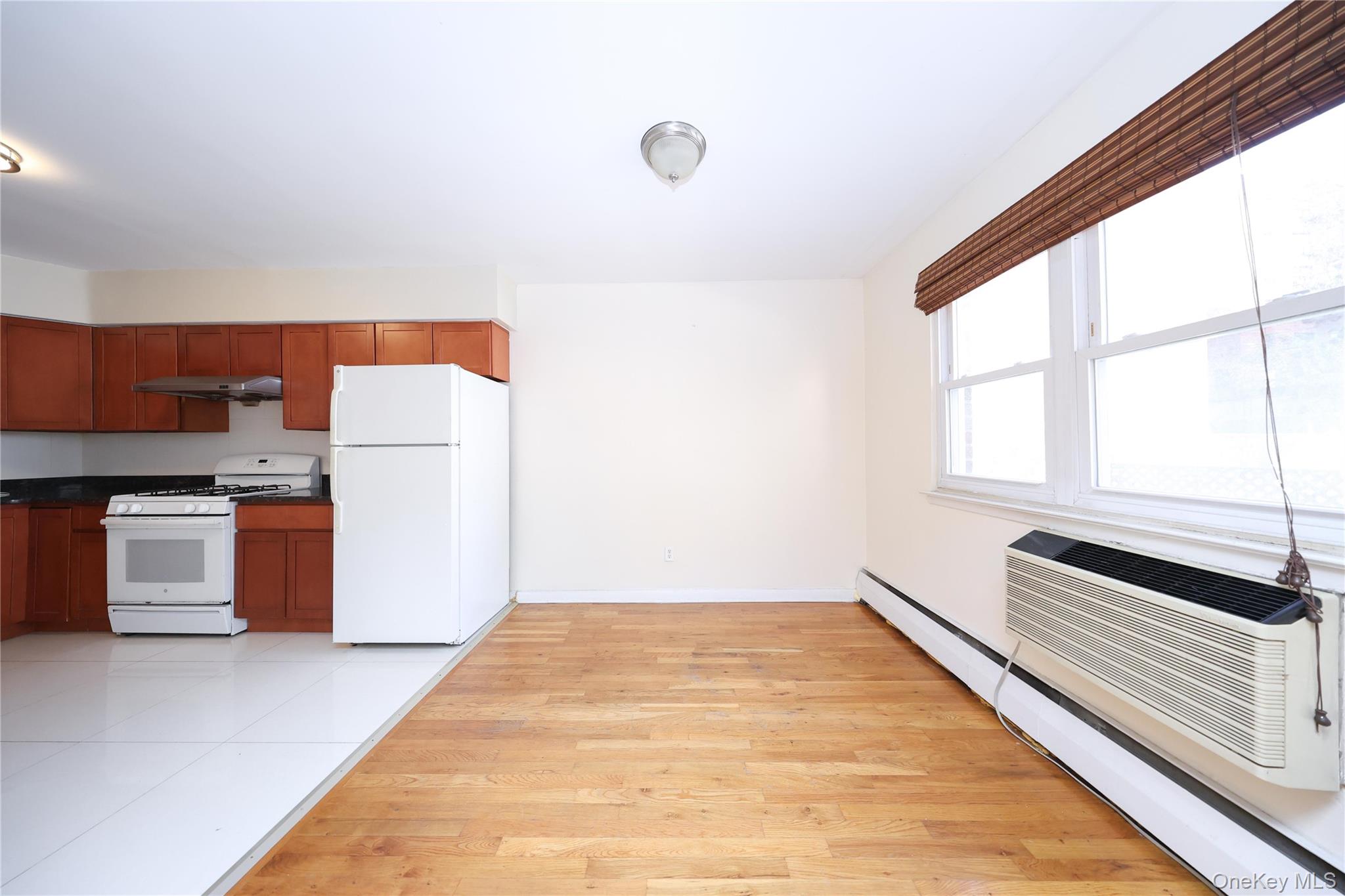 #6 photo, 11708 Curzon Road, クイーンズ区 Richmond Hill , NY 11418