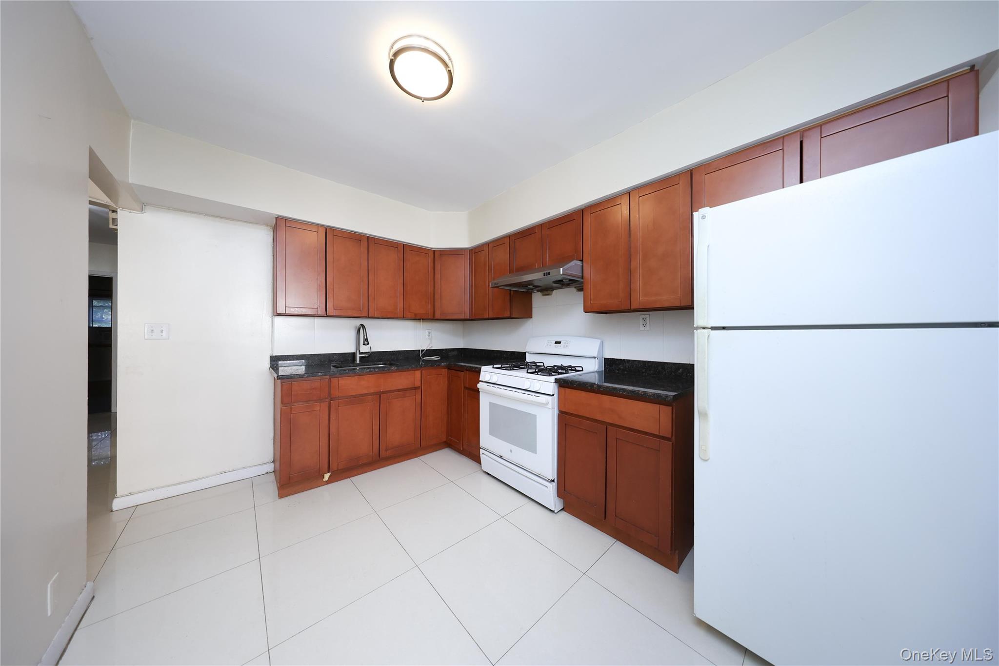 #7 photo, 11708 Curzon Road, クイーンズ区 Richmond Hill , NY 11418