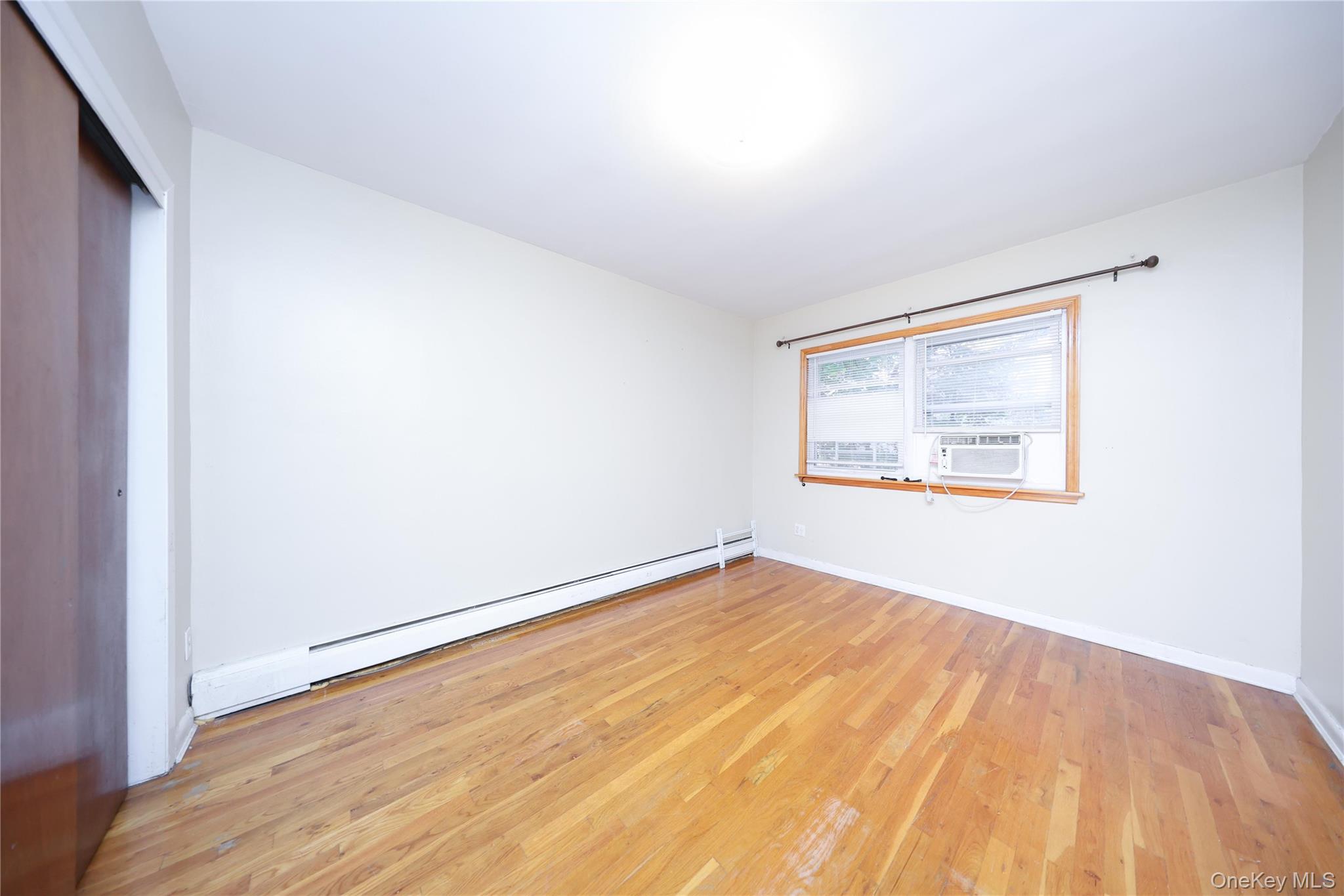 #9 photo, 11708 Curzon Road, クイーンズ区 Richmond Hill , NY 11418