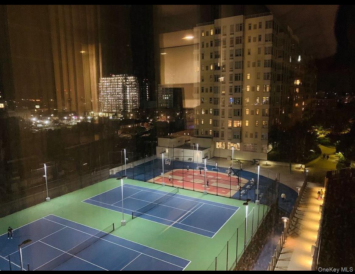 #4 photo, 131-01 40th Road, クイーンズ区 Flushing , NY 11354