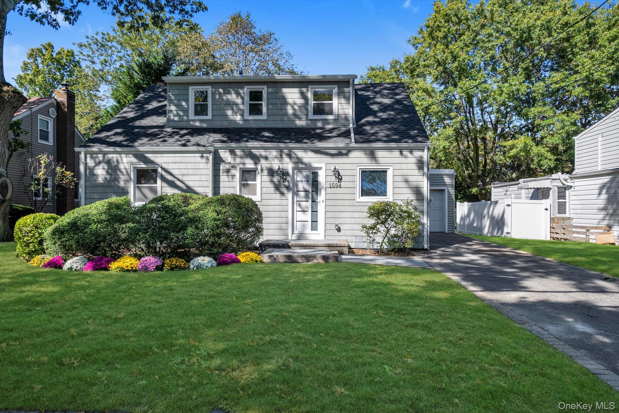 #1 photo, 1594 Union Avenue, ナッソー郡 Hewlett , NY 11557