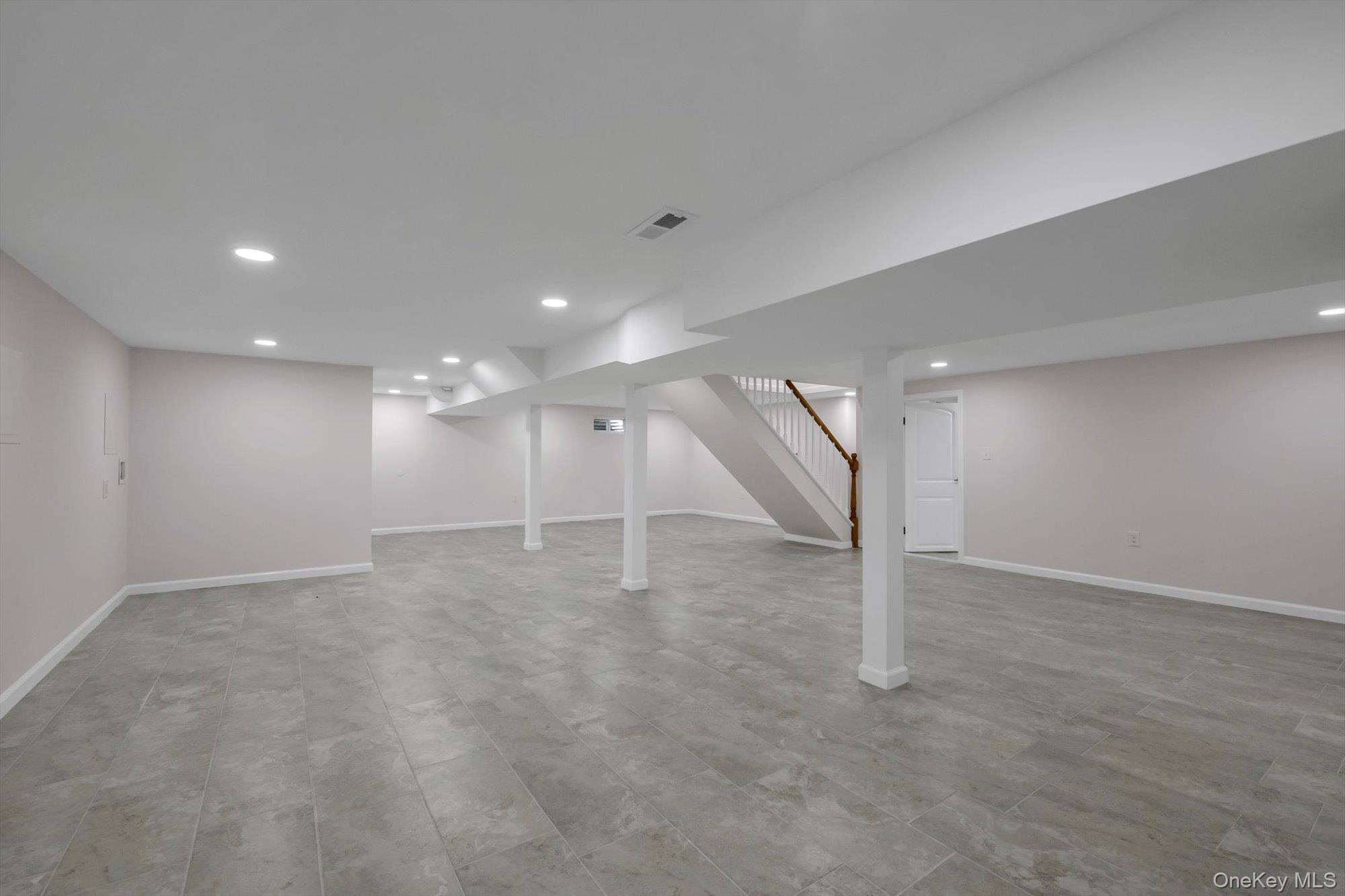 #16 photo, 1594 Union Avenue, ナッソー郡 Hewlett , NY 11557