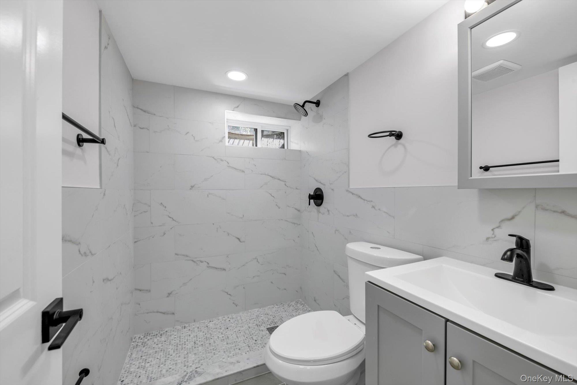 #18 photo, 1594 Union Avenue, ナッソー郡 Hewlett , NY 11557