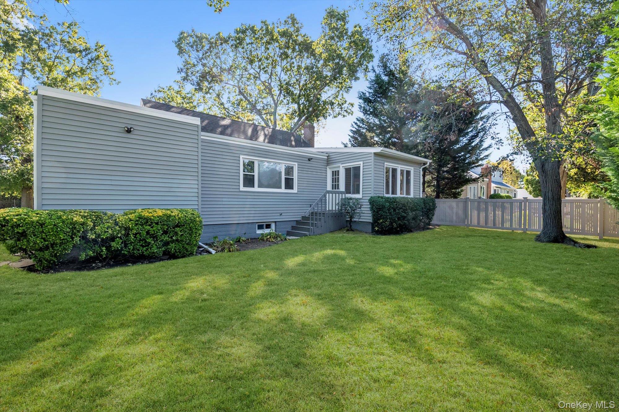 #20 photo, 1594 Union Avenue, ナッソー郡 Hewlett , NY 11557