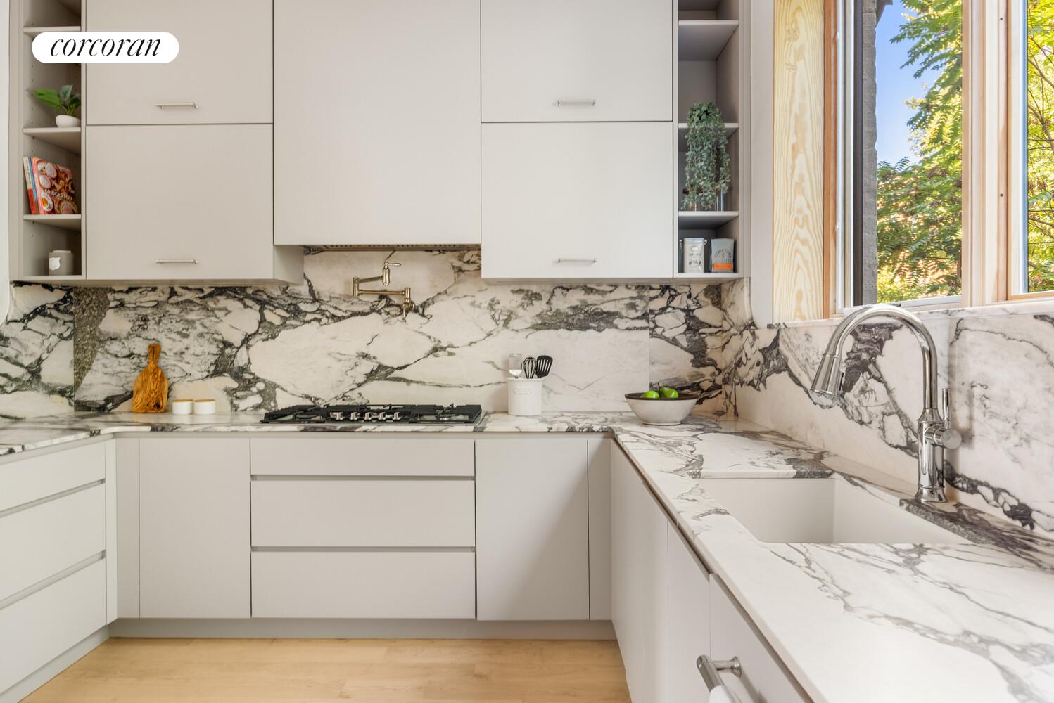 #8 photo, 561 PUTNAM Avenue, Stuyvesant Heights , NY 11221