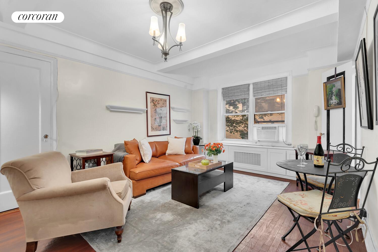 #1 photo, 304 W 75TH Street, マンハッタン Upper West Side , NY 10023