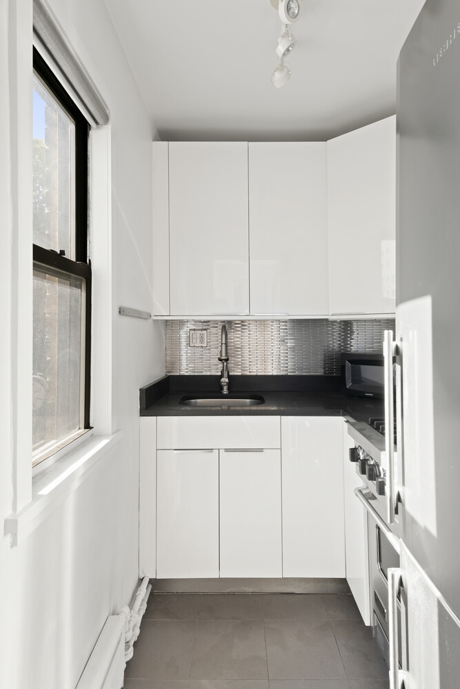 #5 photo, 310 W 56TH Street, マンハッタン Hells Kitchen , NY 10019