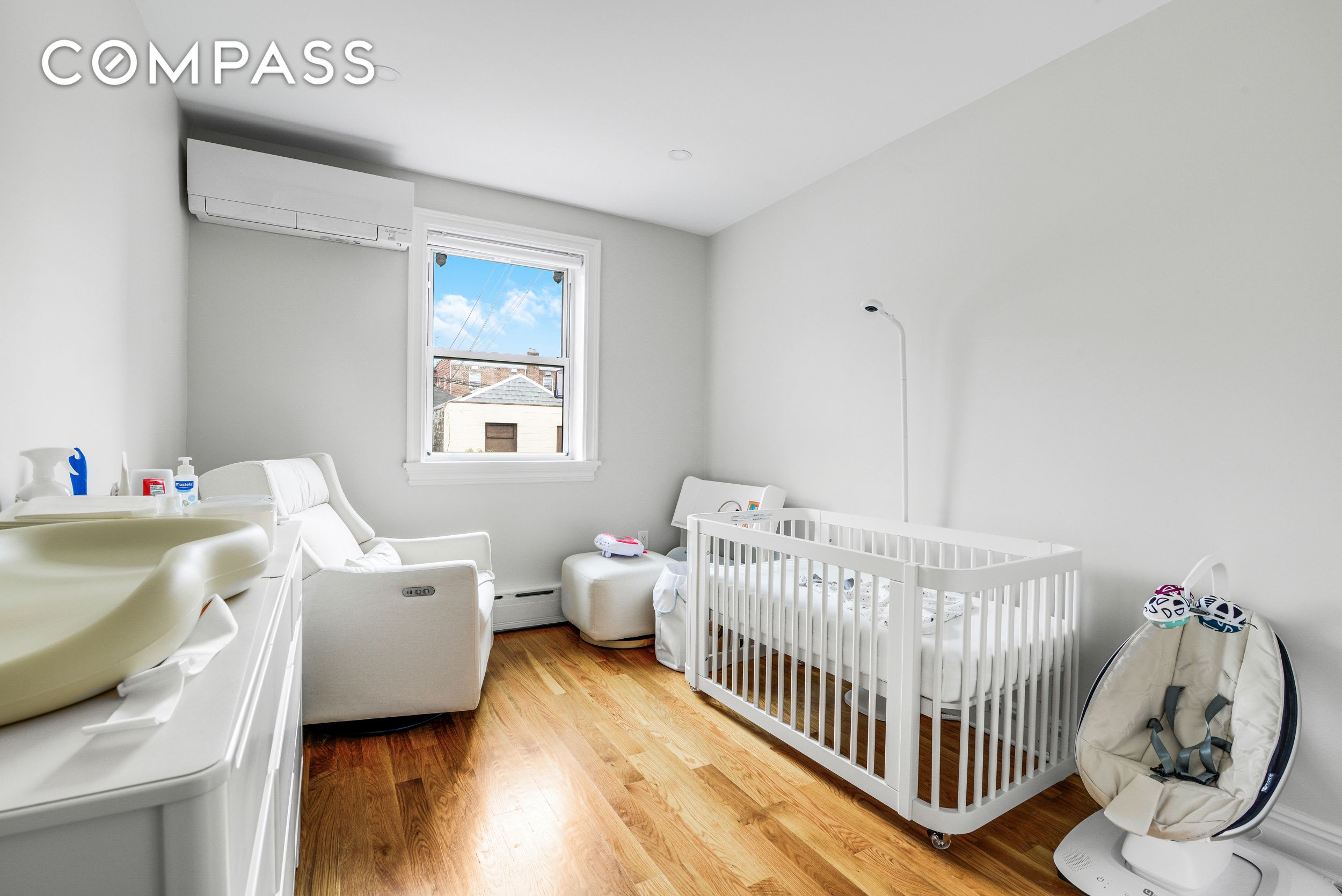 #5 photo, Queens, Queens , NY 11105