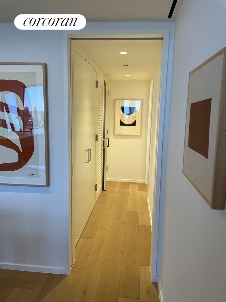 #13 photo, New York City, Murray Hill , NY 10016