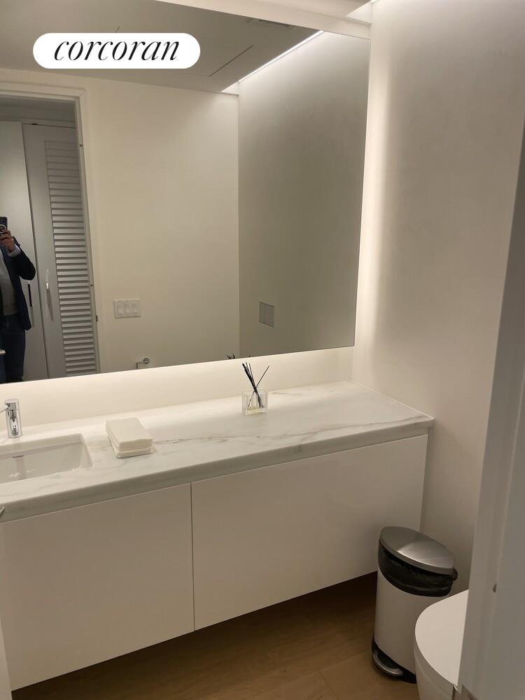 #14 photo, New York City, Murray Hill , NY 10016