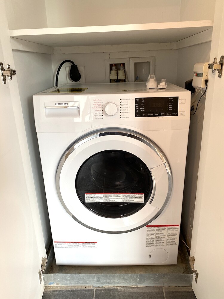 #14 photo, 165 ELIZABETH Street, Nolita , NY 10012