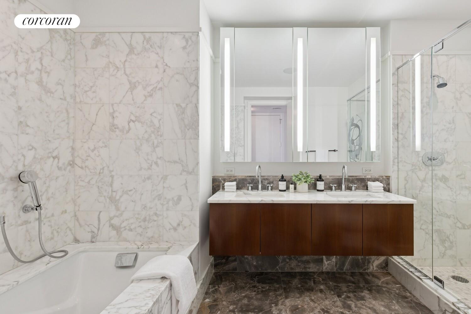 #10 photo, 25 COLUMBUS Circle, マンハッタン Lincoln Square , NY 10019