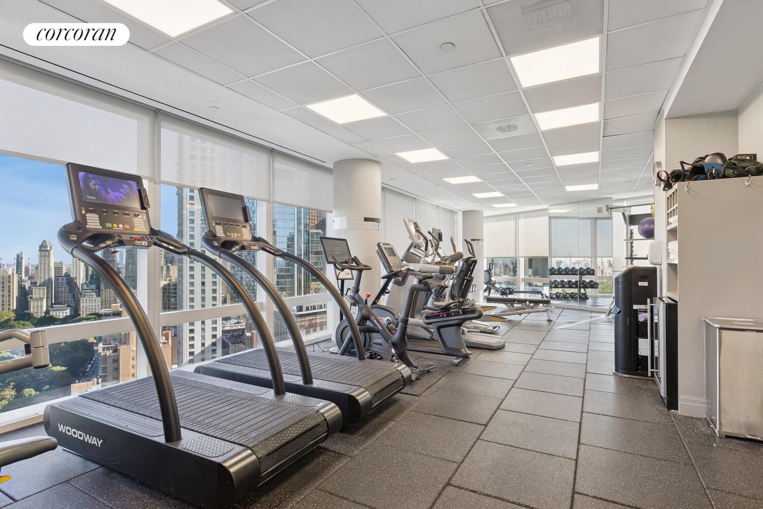 #12 photo, 25 COLUMBUS Circle, マンハッタン Lincoln Square , NY 10019