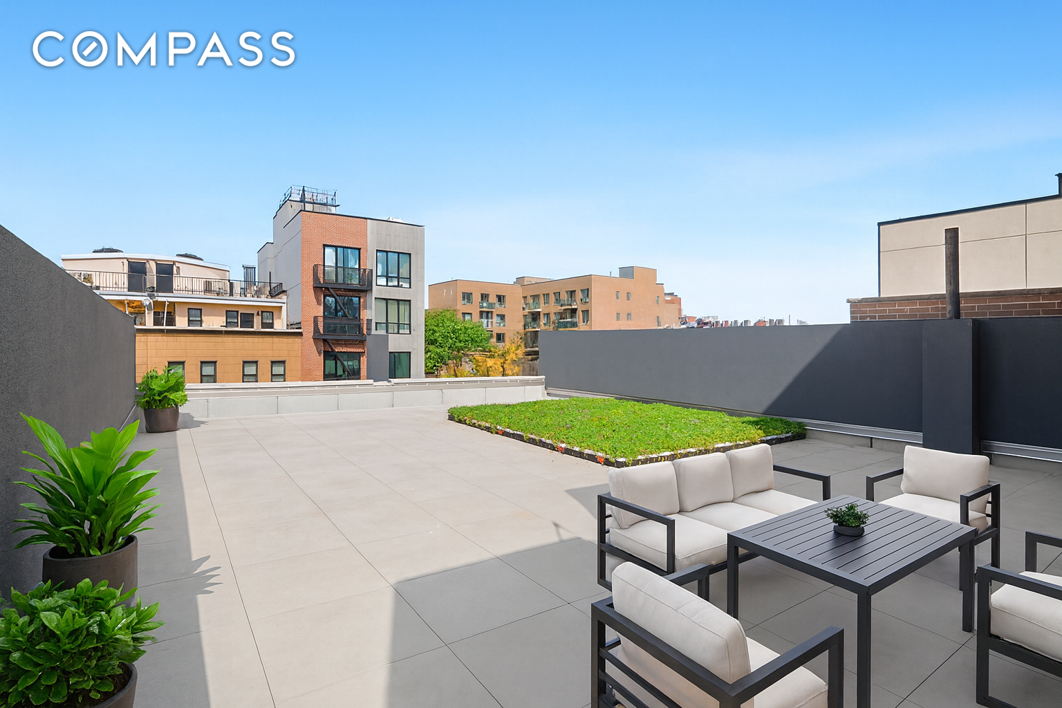 #11 photo, 212 Montrose Avenue, Williamsburg , NY 11206