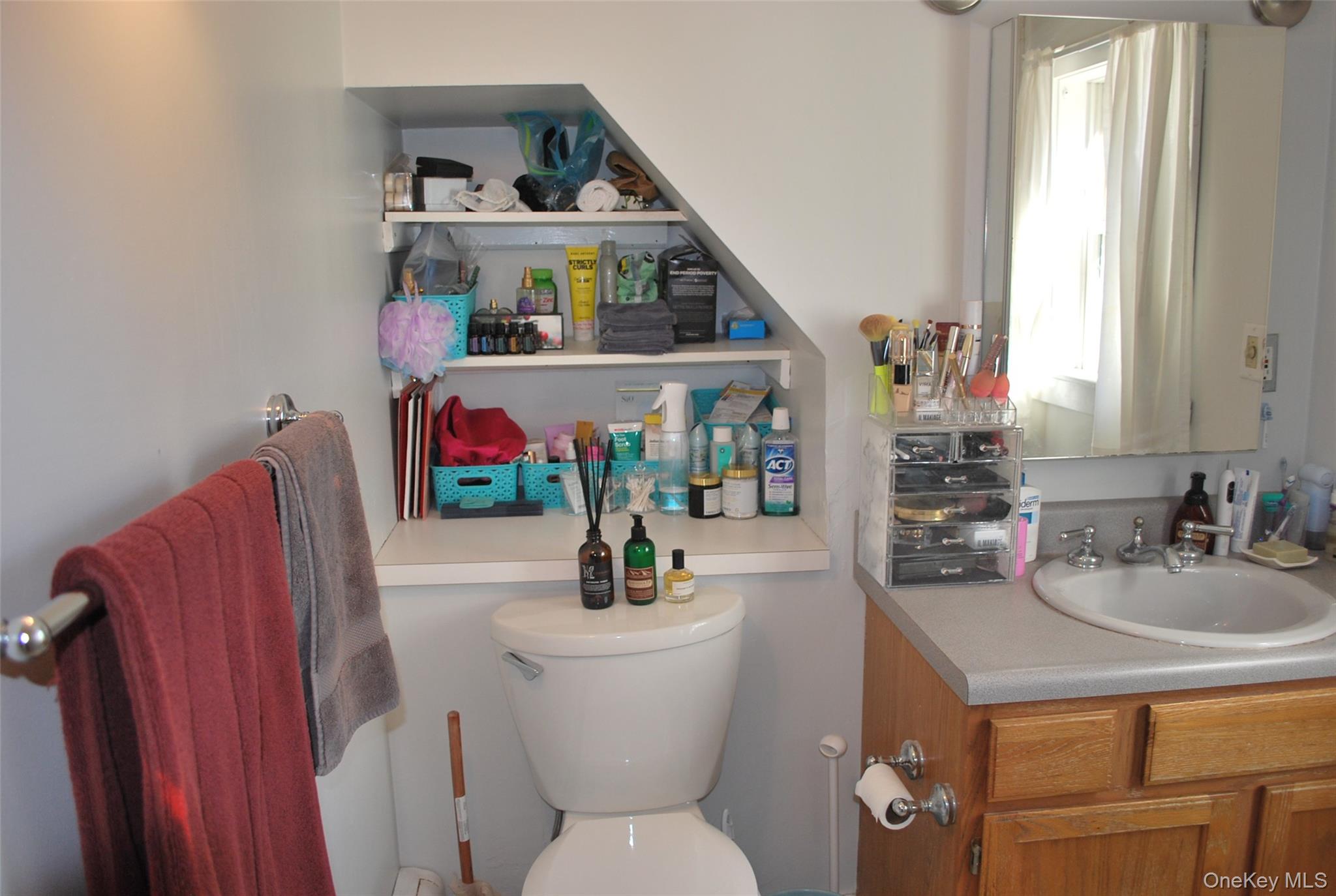 #11 photo, 35 Oakland Avenue, Warwick , NY 10990