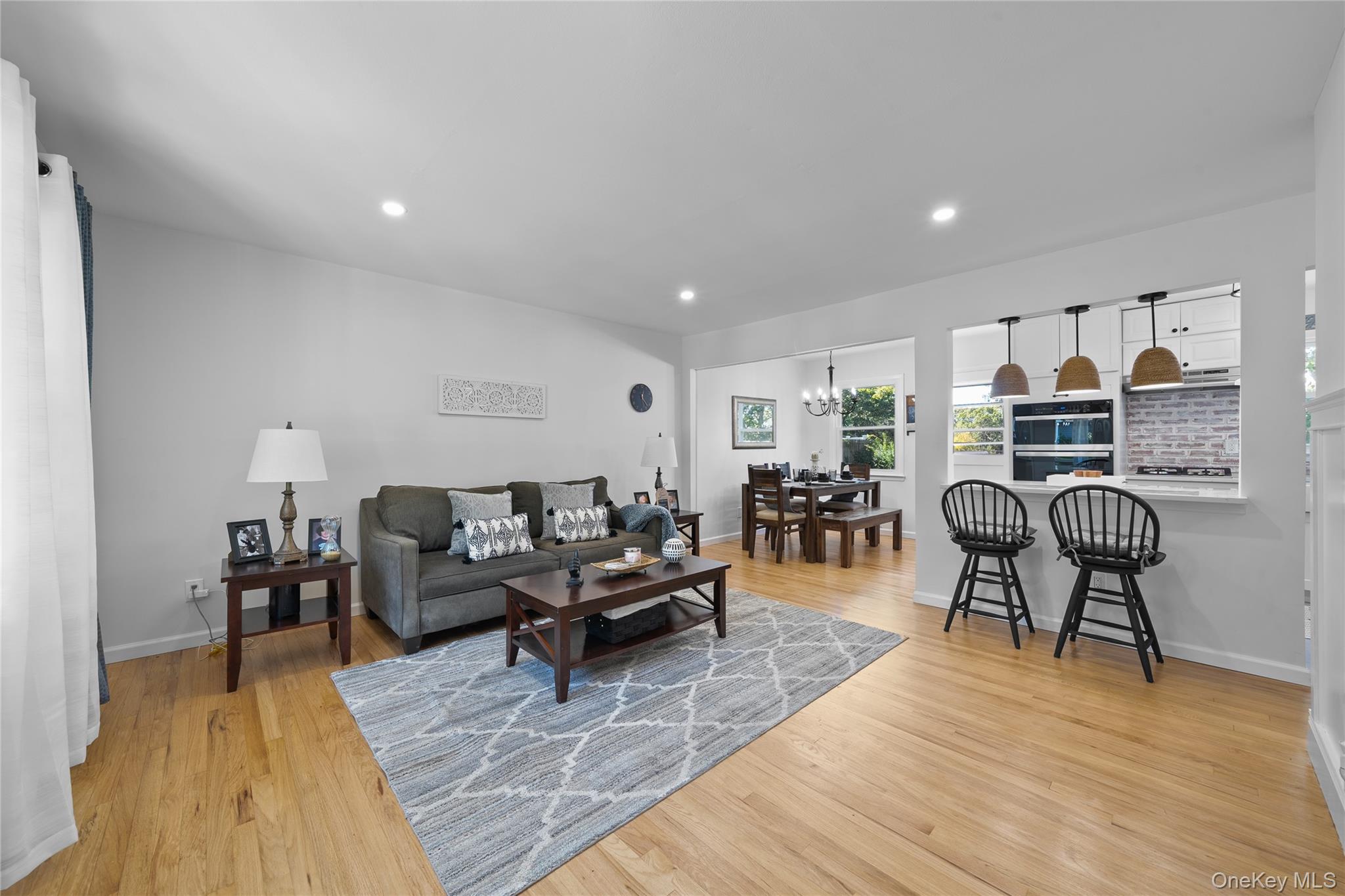 #14 photo, 98 Paula Boulevard, サフォーク郡 Selden , NY 11784