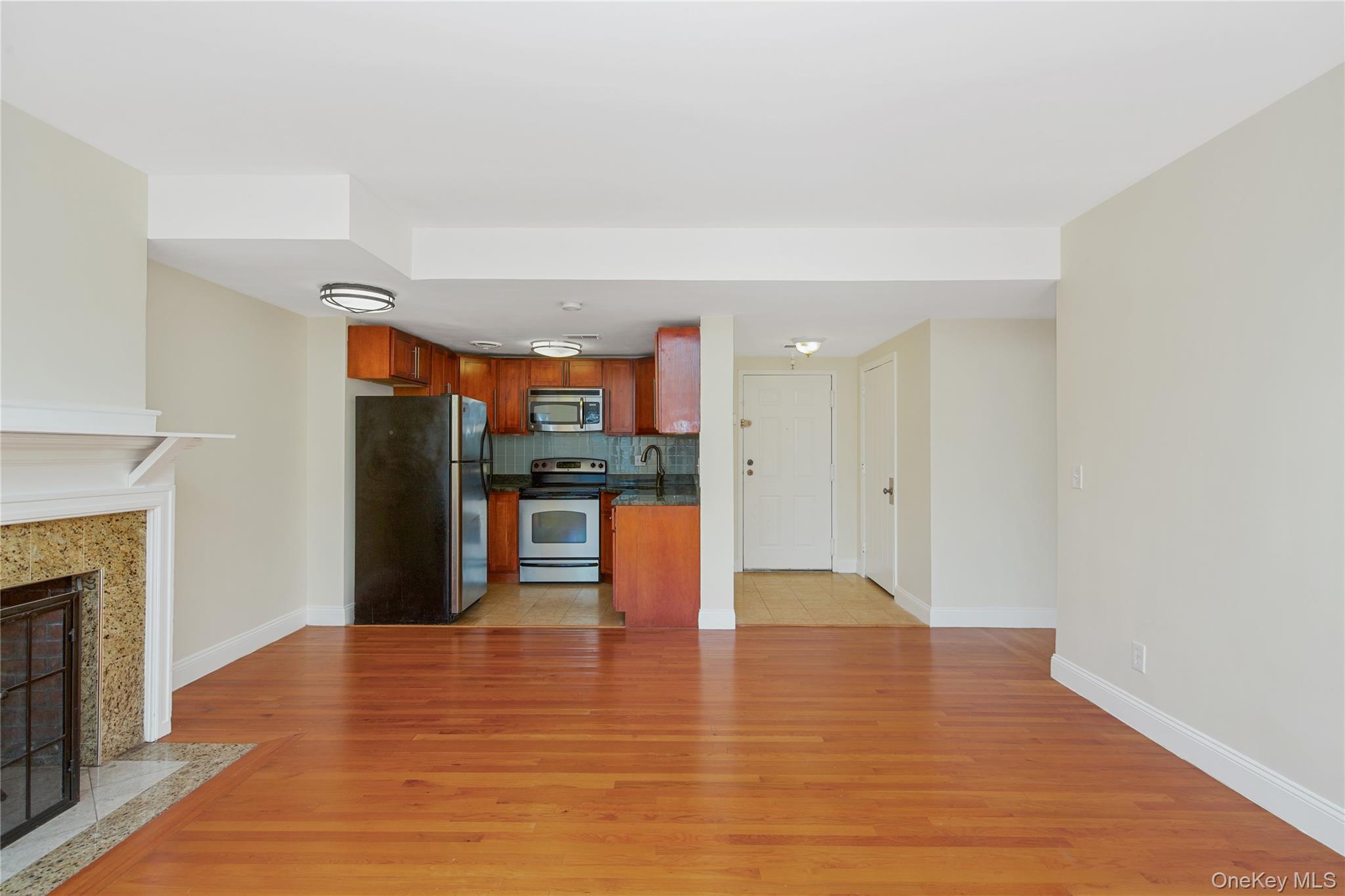 #7 photo, 206 Chateau Rive, Peekskill , NY 10566