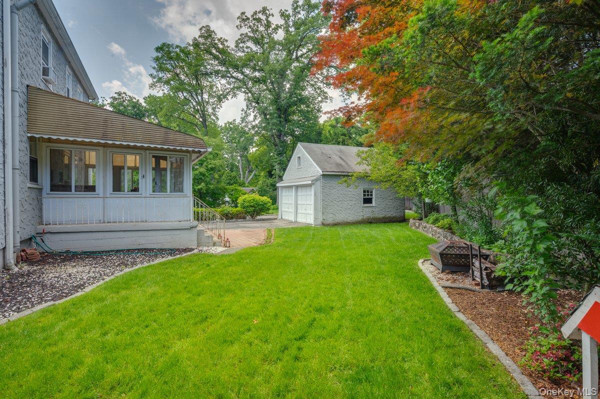 #4 photo, 1128 Clay Avenue, Pelham , NY 10803