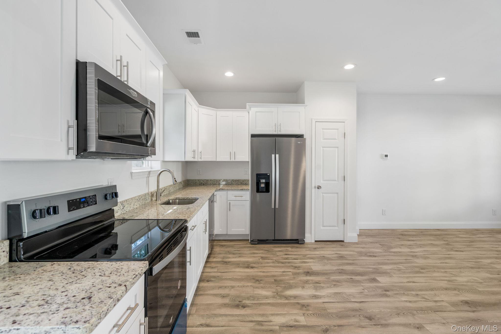 #3 photo, 89 Orchard Street, Walden , NY 12586