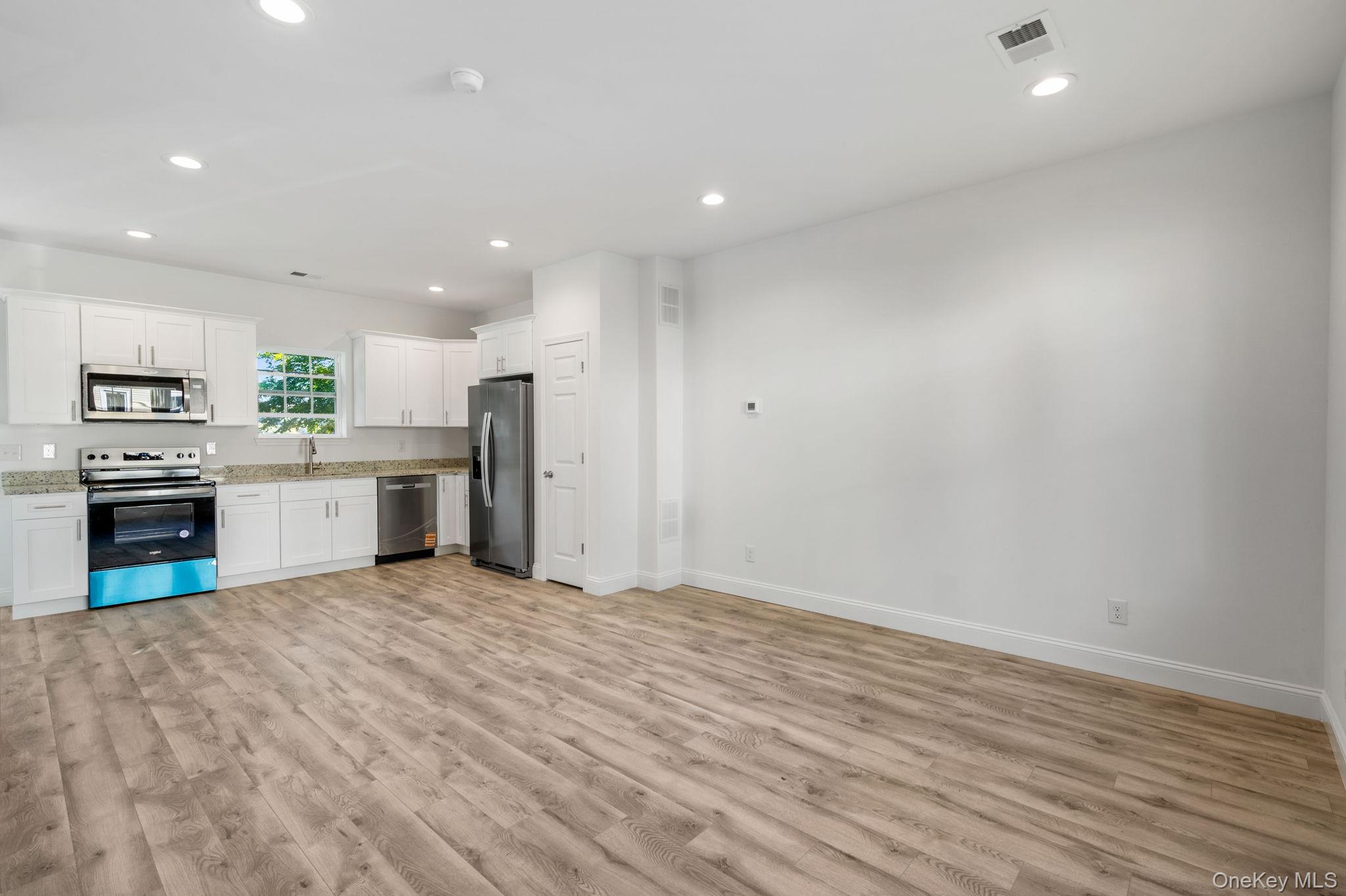 #4 photo, 89 Orchard Street, Walden , NY 12586