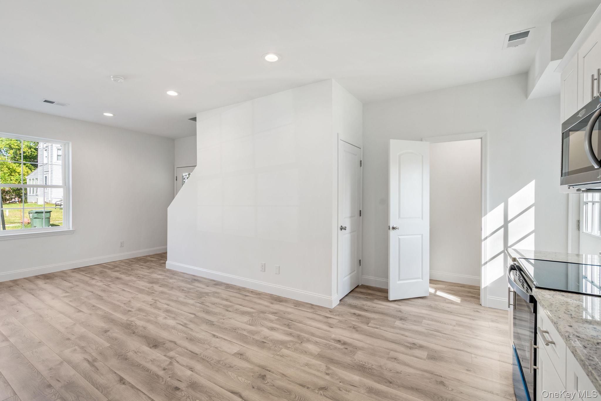 #7 photo, 89 Orchard Street, Walden , NY 12586