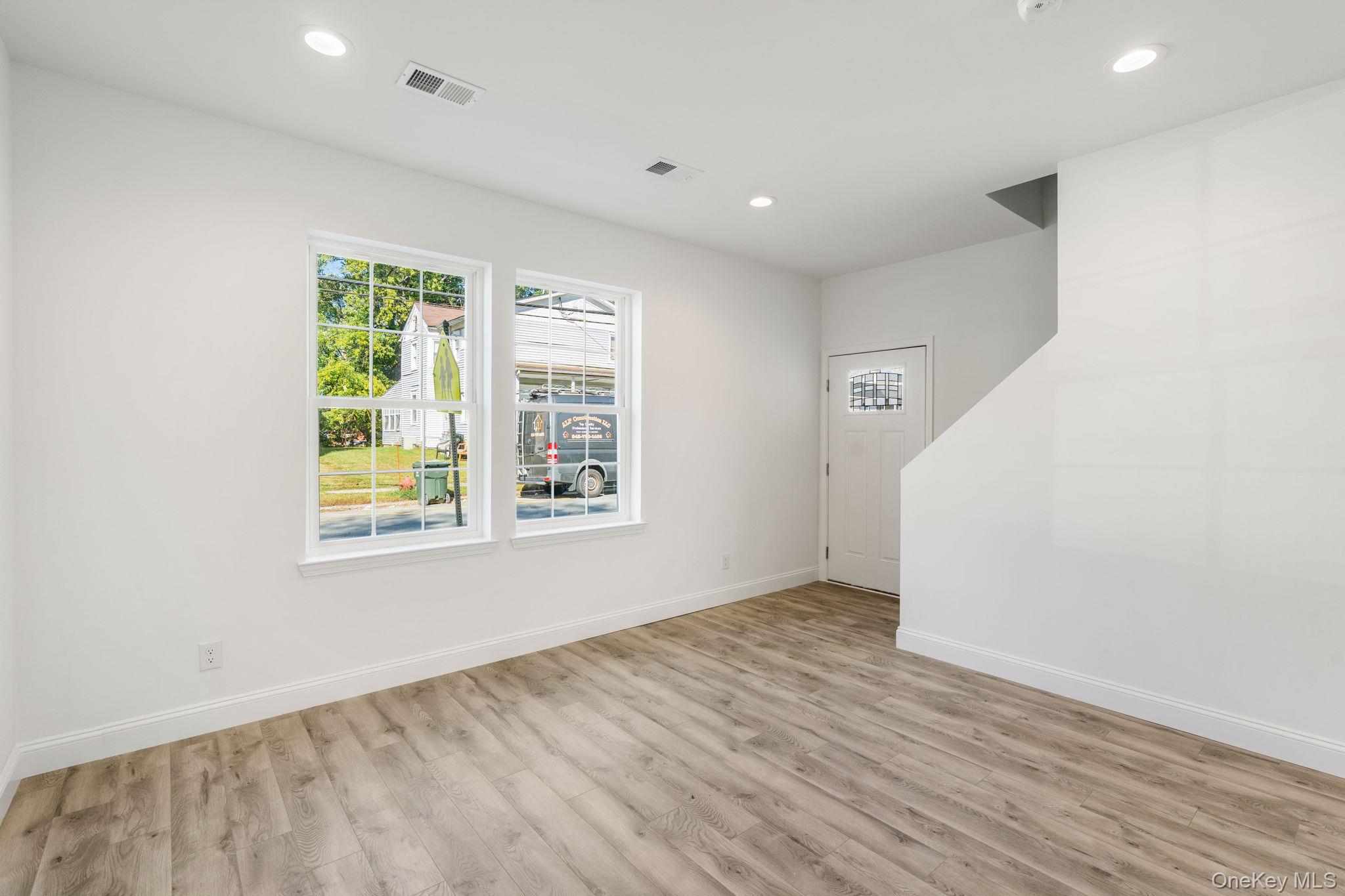 #8 photo, 89 Orchard Street, Walden , NY 12586