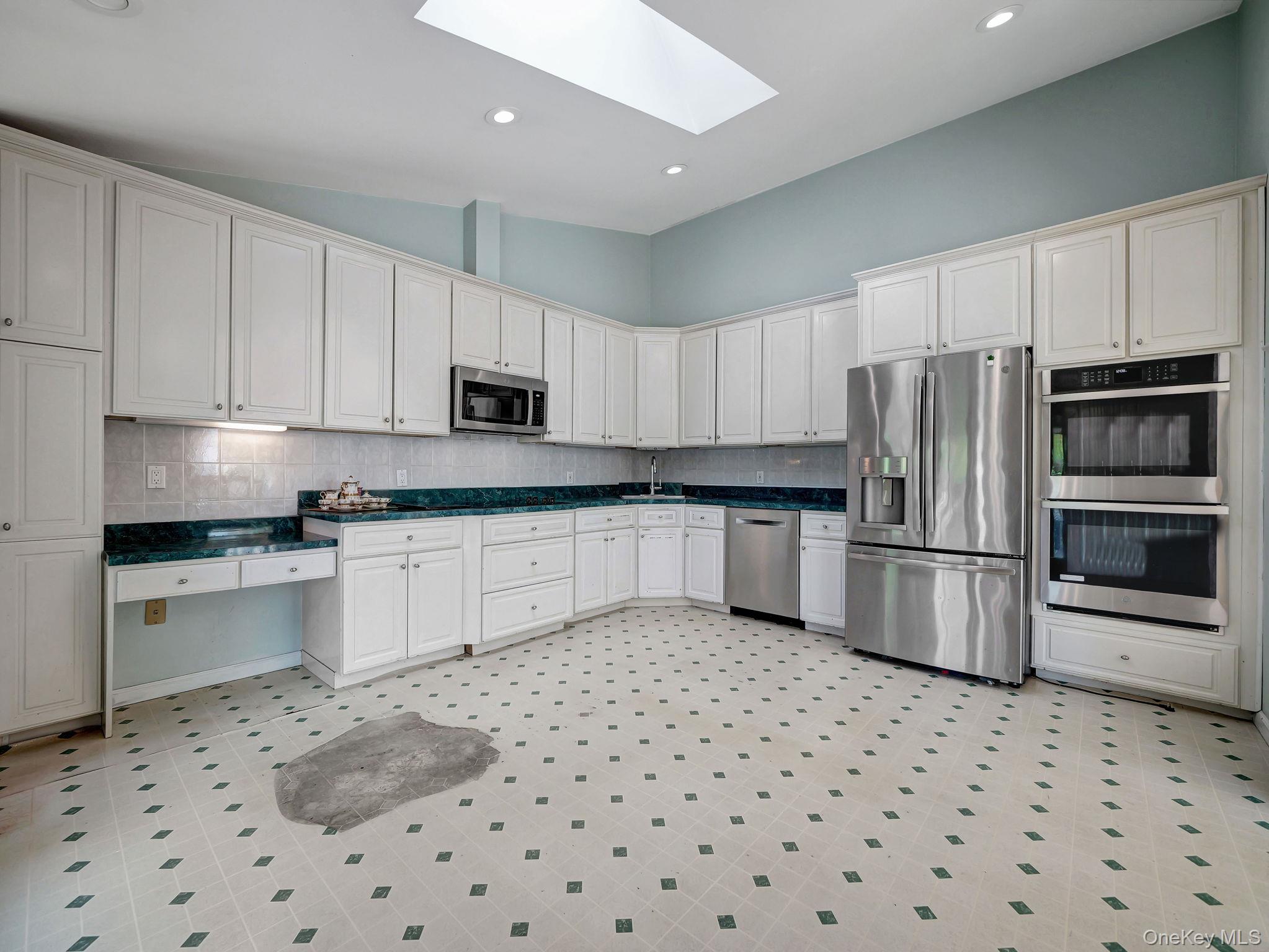 #14 photo, 111 Sycamore Drive, Cornwall , NY 12553