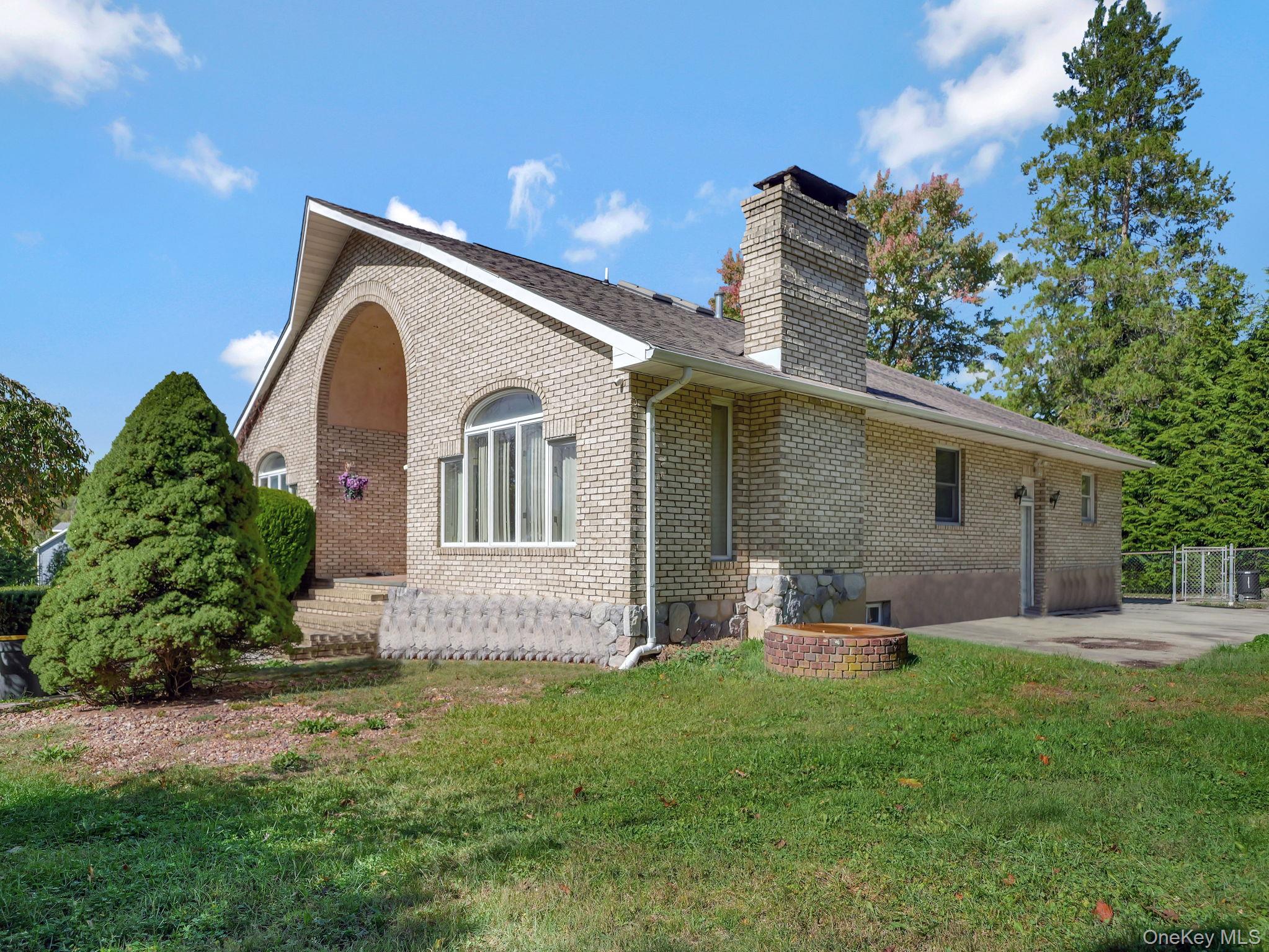 #6 photo, 111 Sycamore Drive, Cornwall , NY 12553