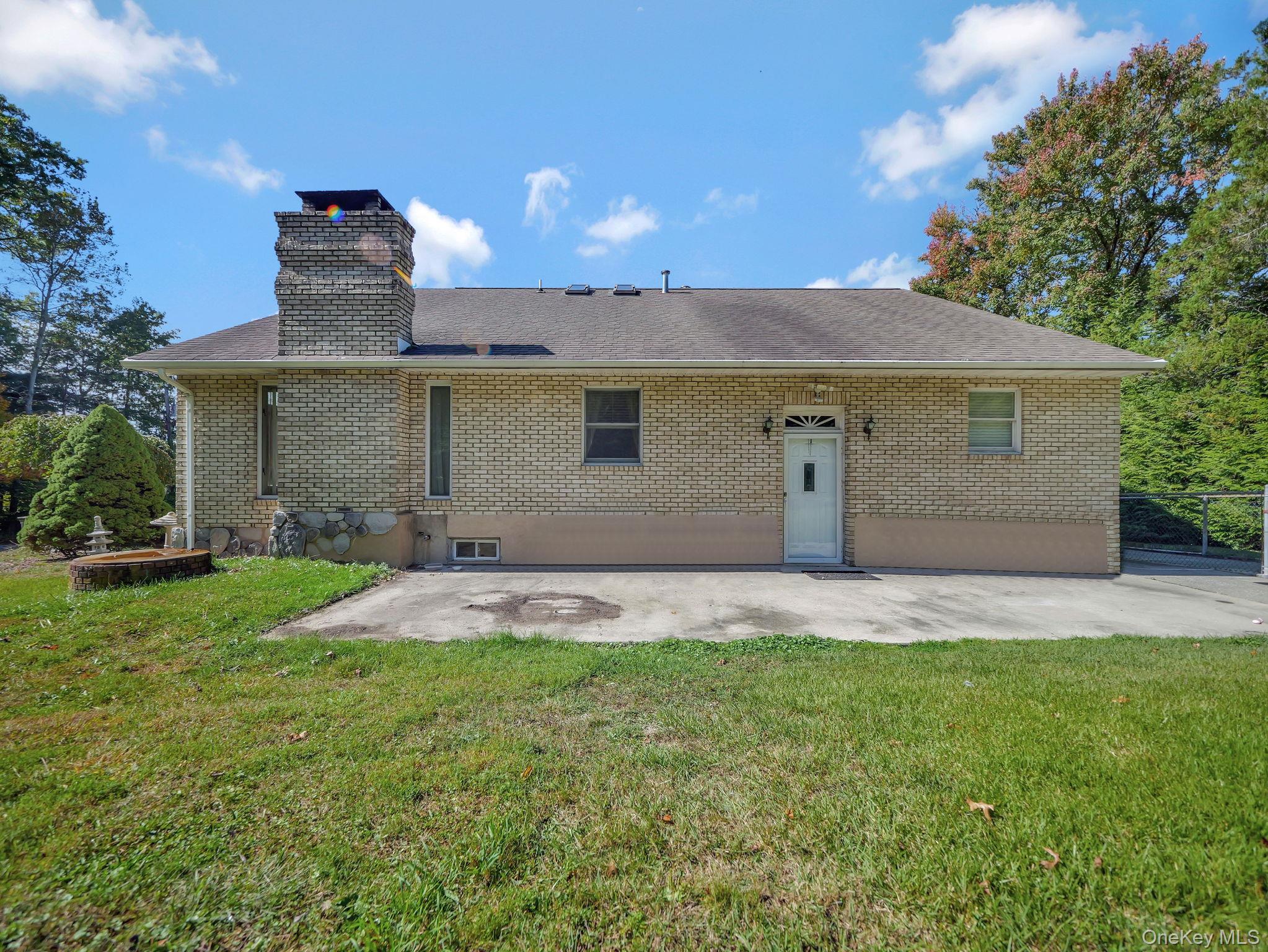 #7 photo, 111 Sycamore Drive, Cornwall , NY 12553