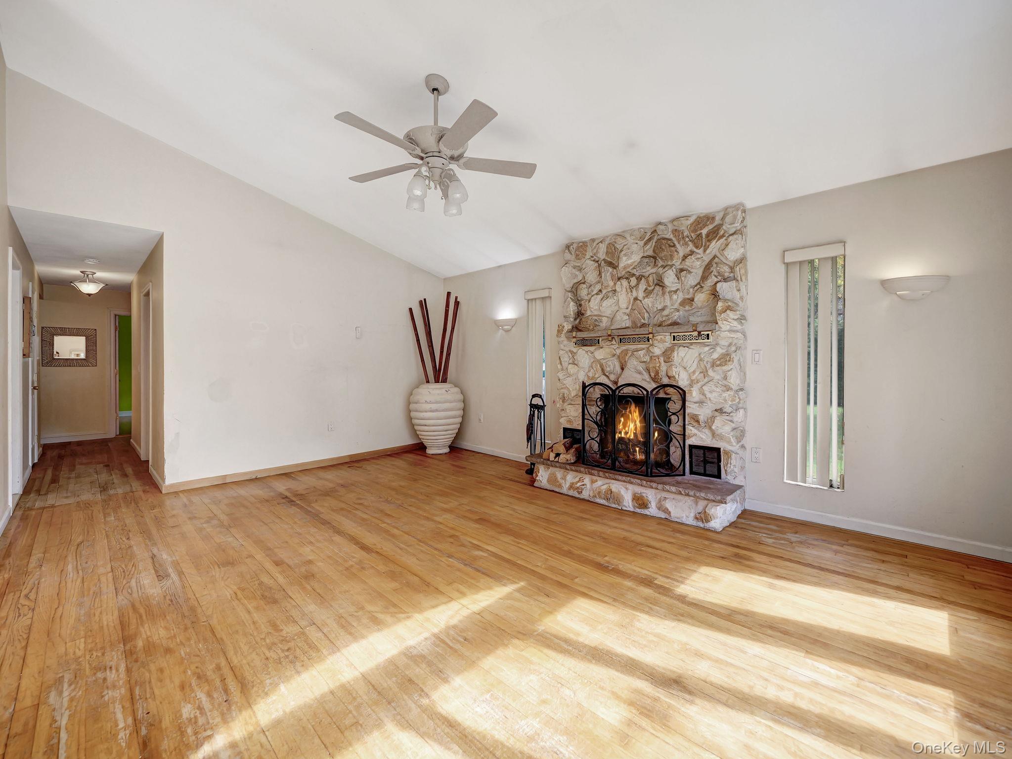 #9 photo, 111 Sycamore Drive, Cornwall , NY 12553