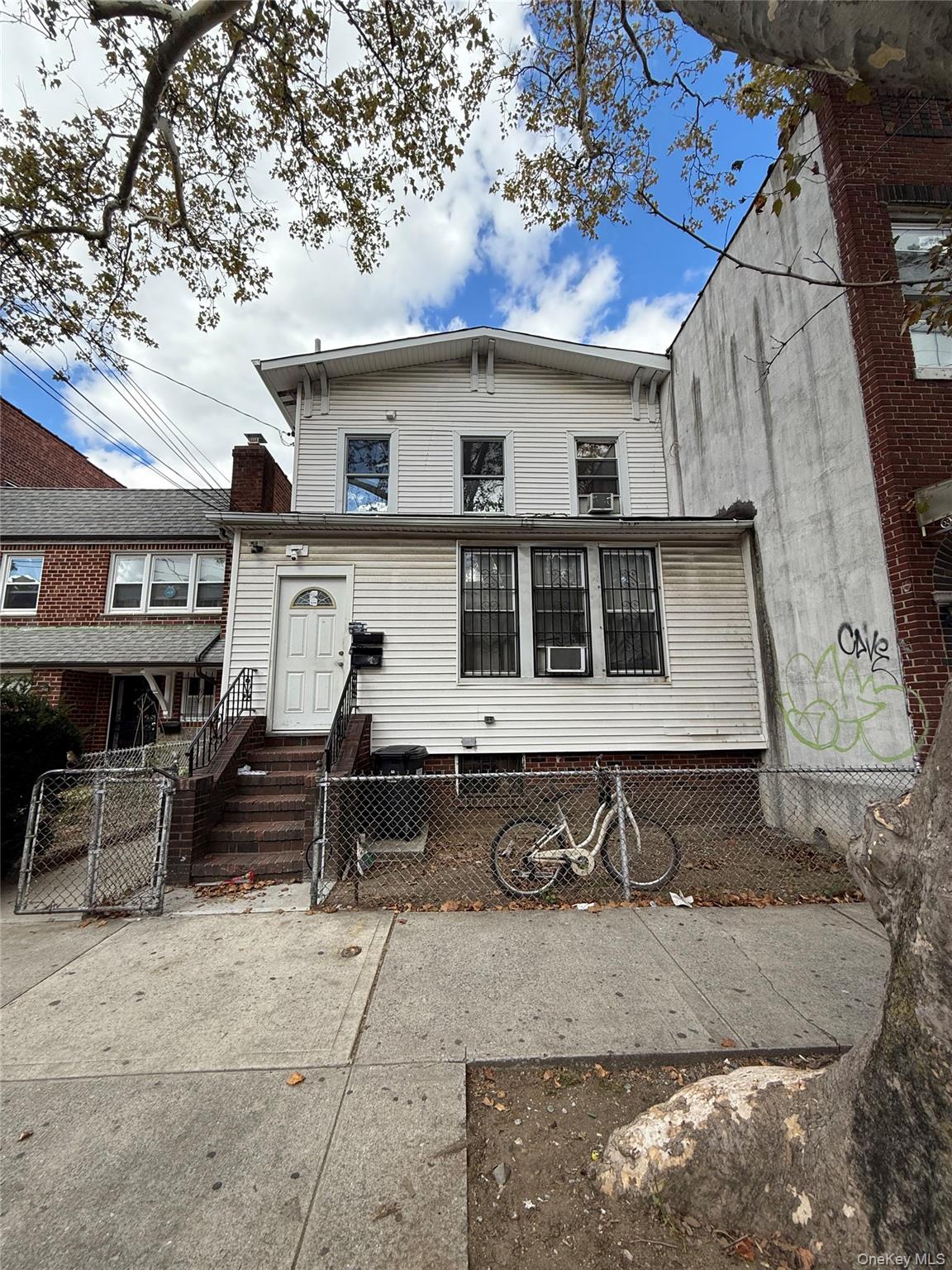 #1 photo, 10849 43rd Avenue, クイーンズ区 Corona , NY 11368