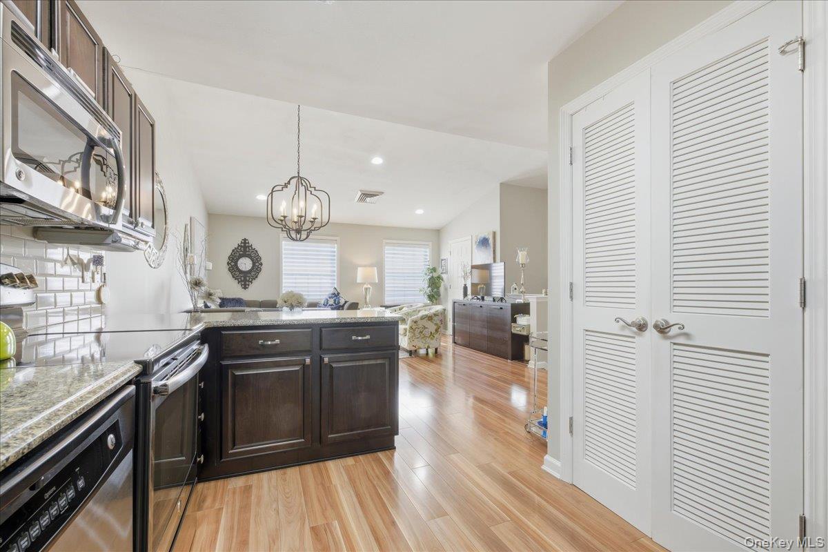 #12 photo, 1138 Willow Lane, ナッソー郡 Valley Stream , NY 11850