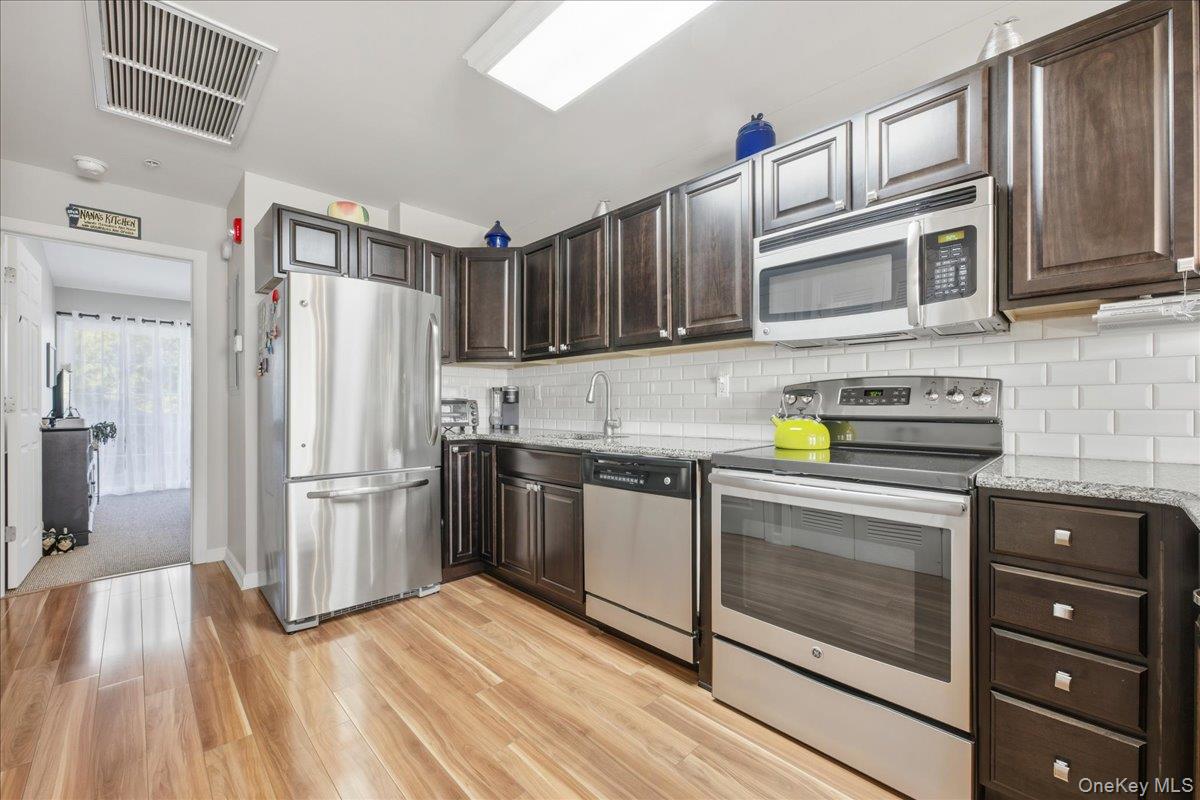 #9 photo, 1138 Willow Lane, ナッソー郡 Valley Stream , NY 11850