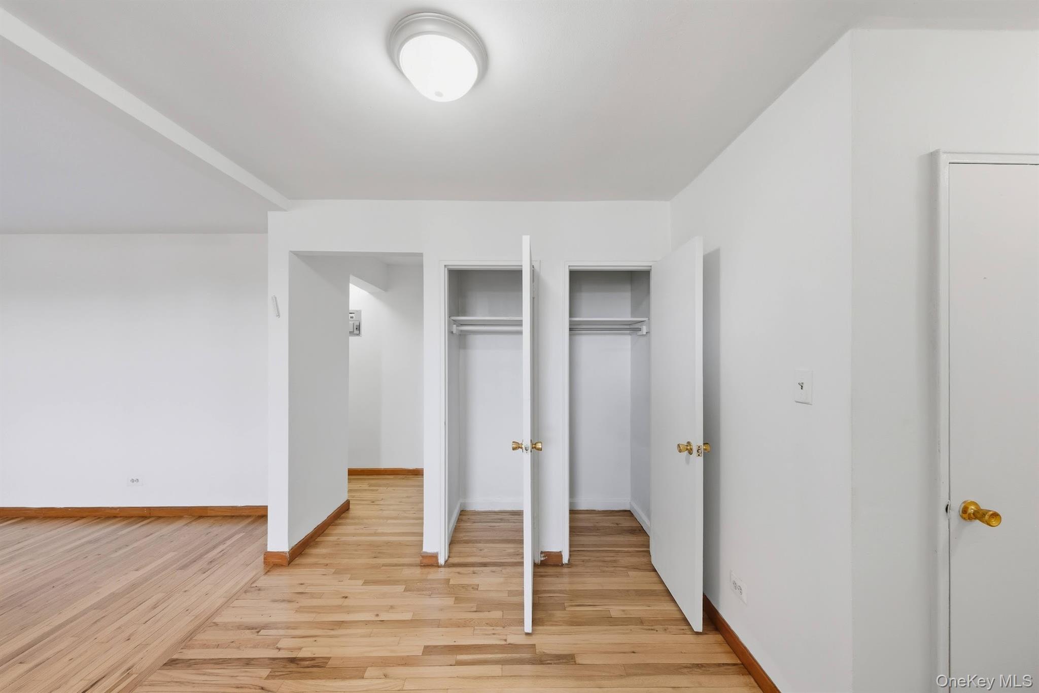 #11 photo, 2525 Nostrand Avenue, ブルックリン区 Brooklyn , NY 11210