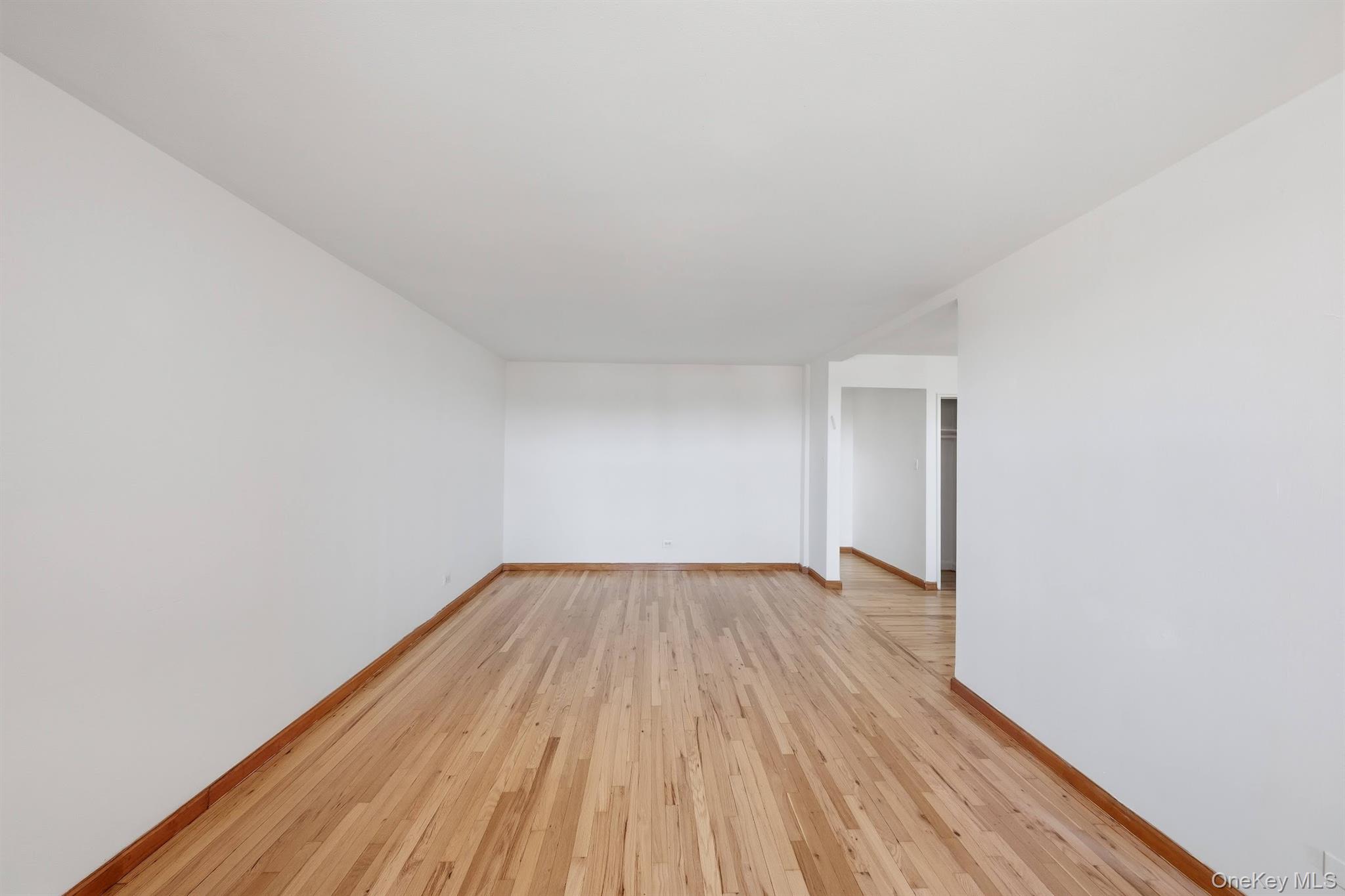 #6 photo, 2525 Nostrand Avenue, ブルックリン区 Brooklyn , NY 11210