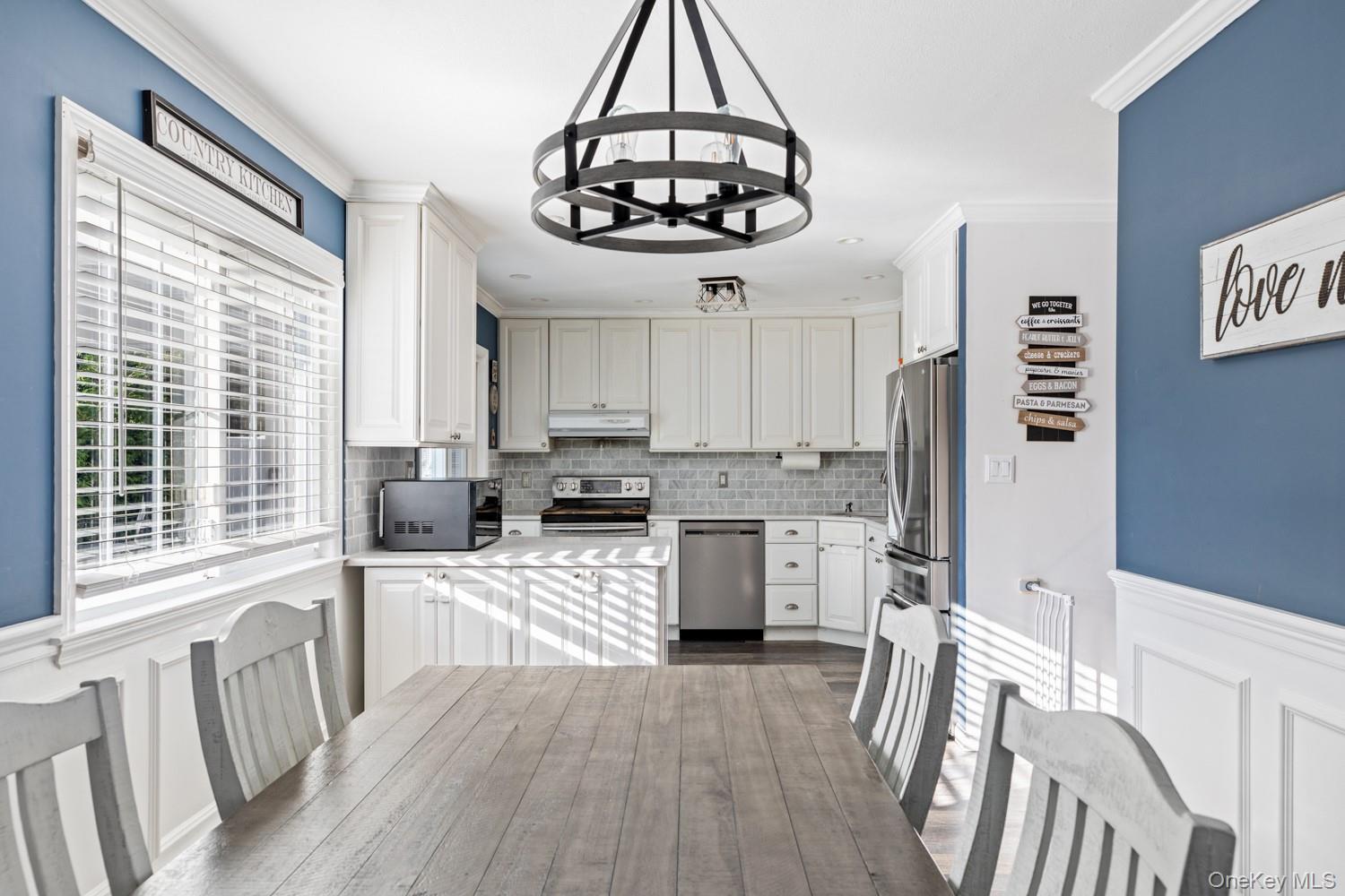 #12 photo, 19 Carson Lane, サフォーク郡 Medford , NY 11763