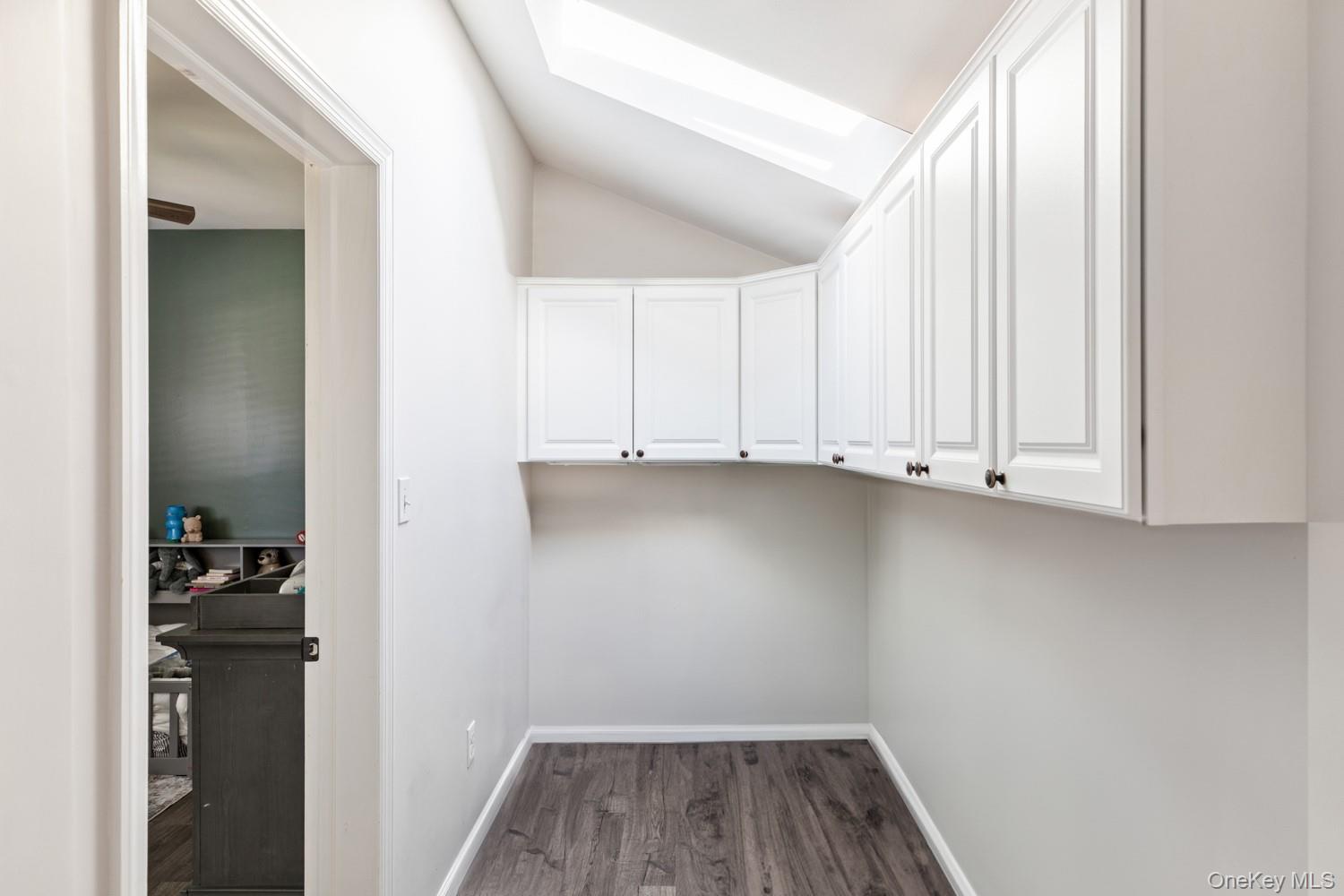 #17 photo, 19 Carson Lane, サフォーク郡 Medford , NY 11763