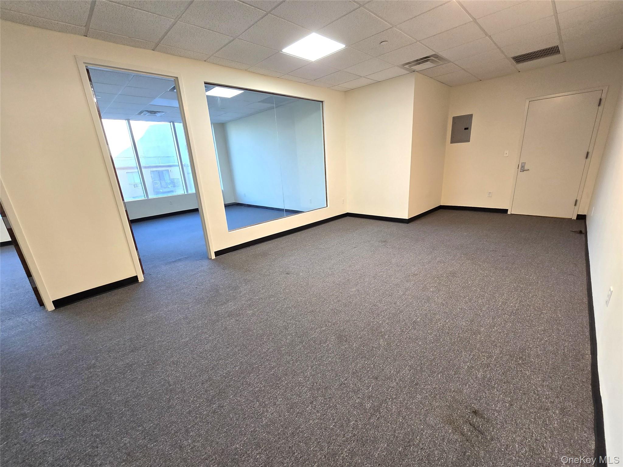 #5 photo, 3119 Newtown Avenue, クイーンズ区 Astoria , NY 11102