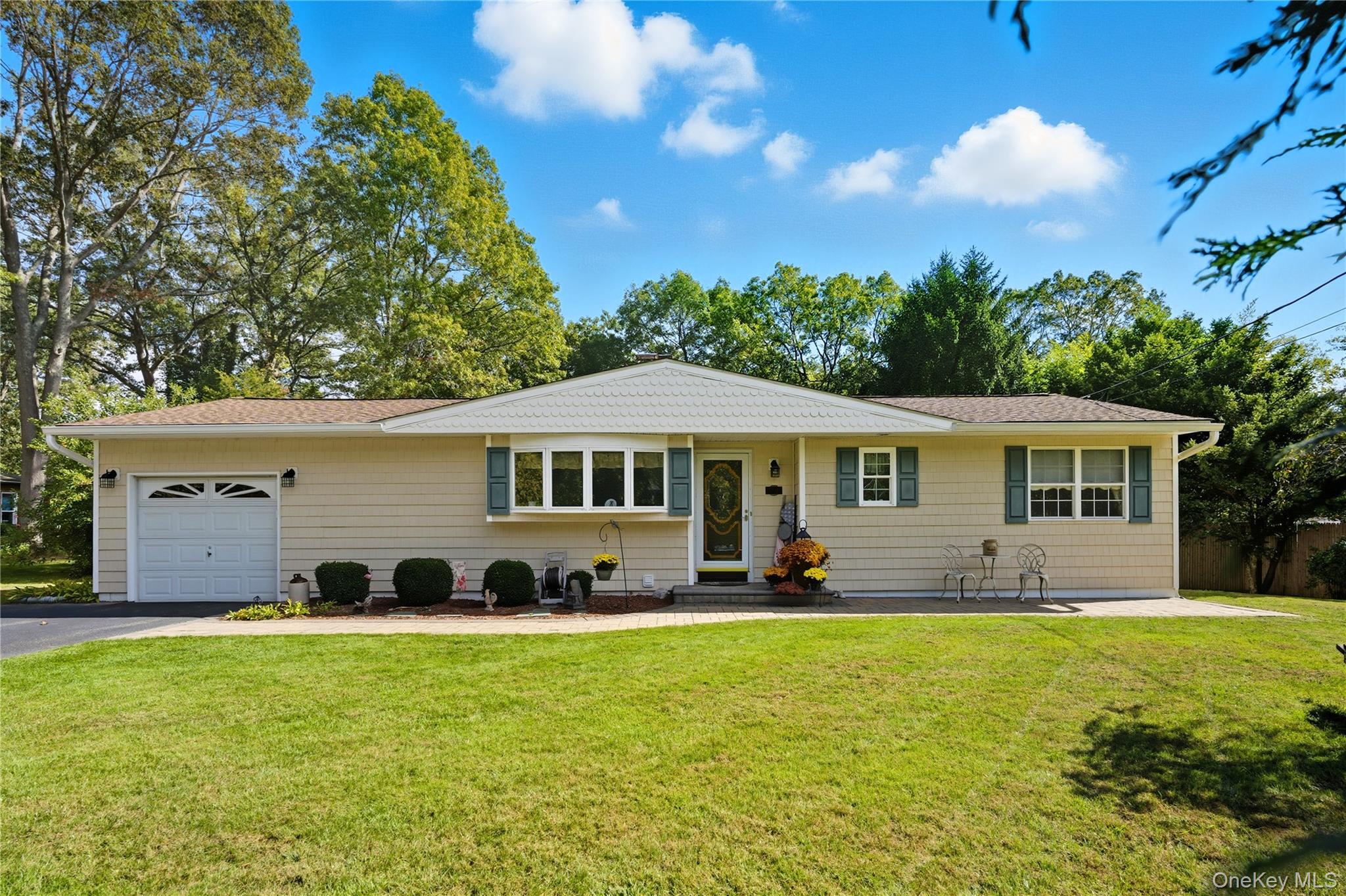 #1 photo, 347 Wading River Road, Manorville , NY 11949