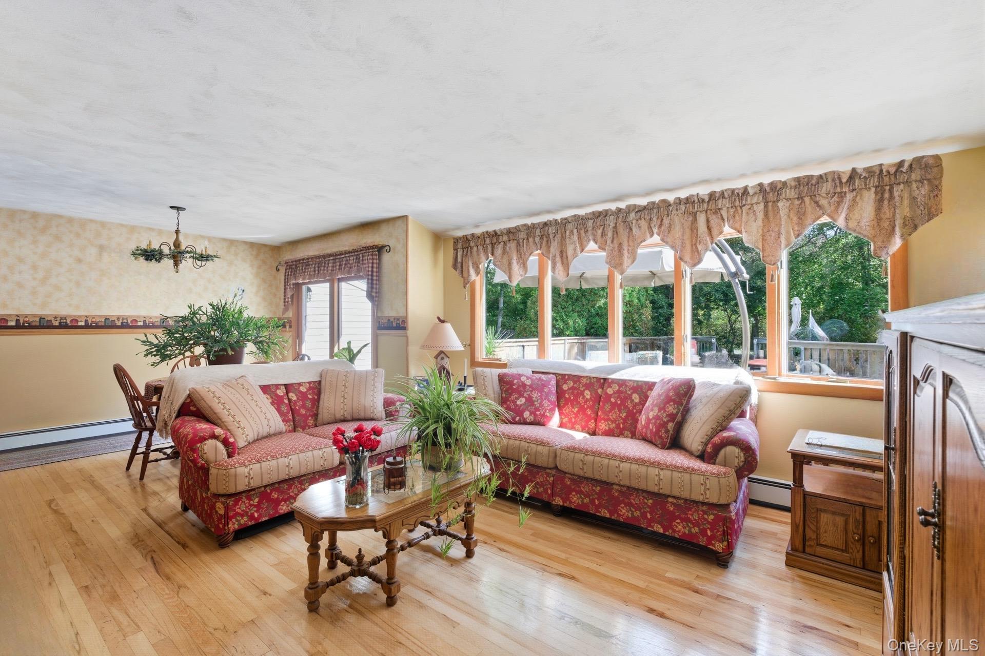 #3 photo, 347 Wading River Road, Manorville , NY 11949