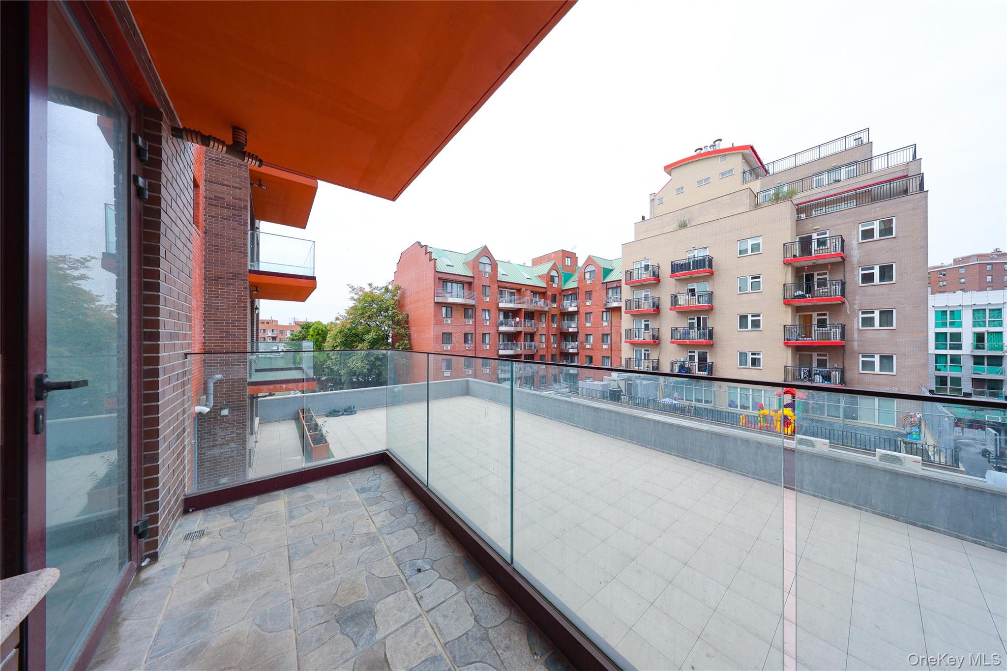 #10 photo, 13227 41st Road, クイーンズ区 Flushing , NY 11355