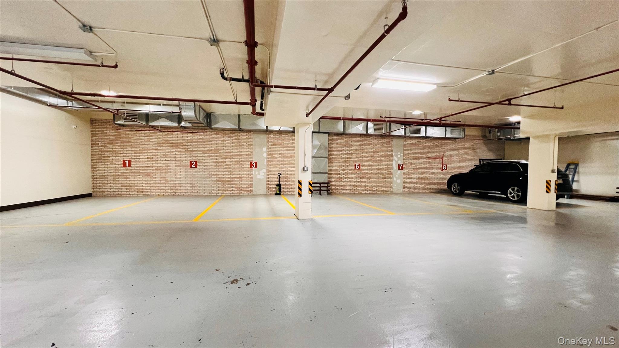 #15 photo, 13227 41st Road, クイーンズ区 Flushing , NY 11355