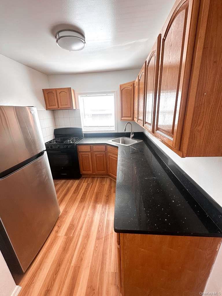 #4 photo, 19703 120th Avenue, クイーンズ区 Saint Albans , NY 11412