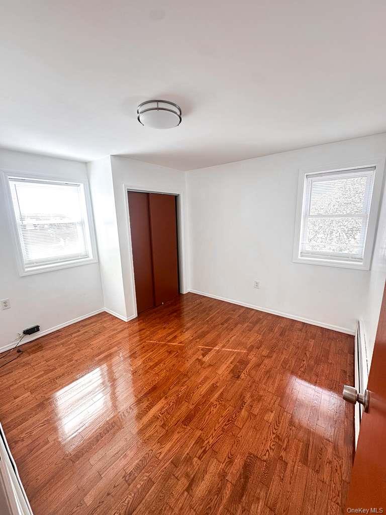 #9 photo, 19703 120th Avenue, クイーンズ区 Saint Albans , NY 11412