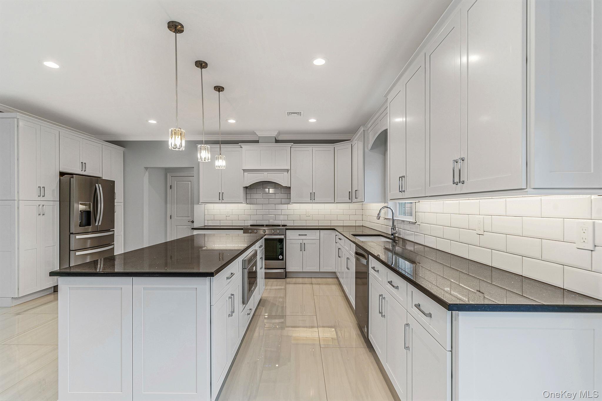 #11 photo, NC 12 Landing Lane, East Quogue , NY 11942