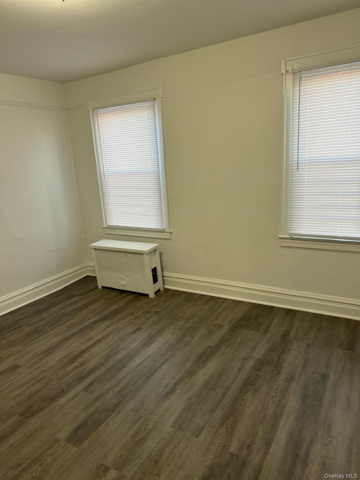 #12 photo, 114-25 201st Street, クイーンズ区 Saint Albans , NY 11412