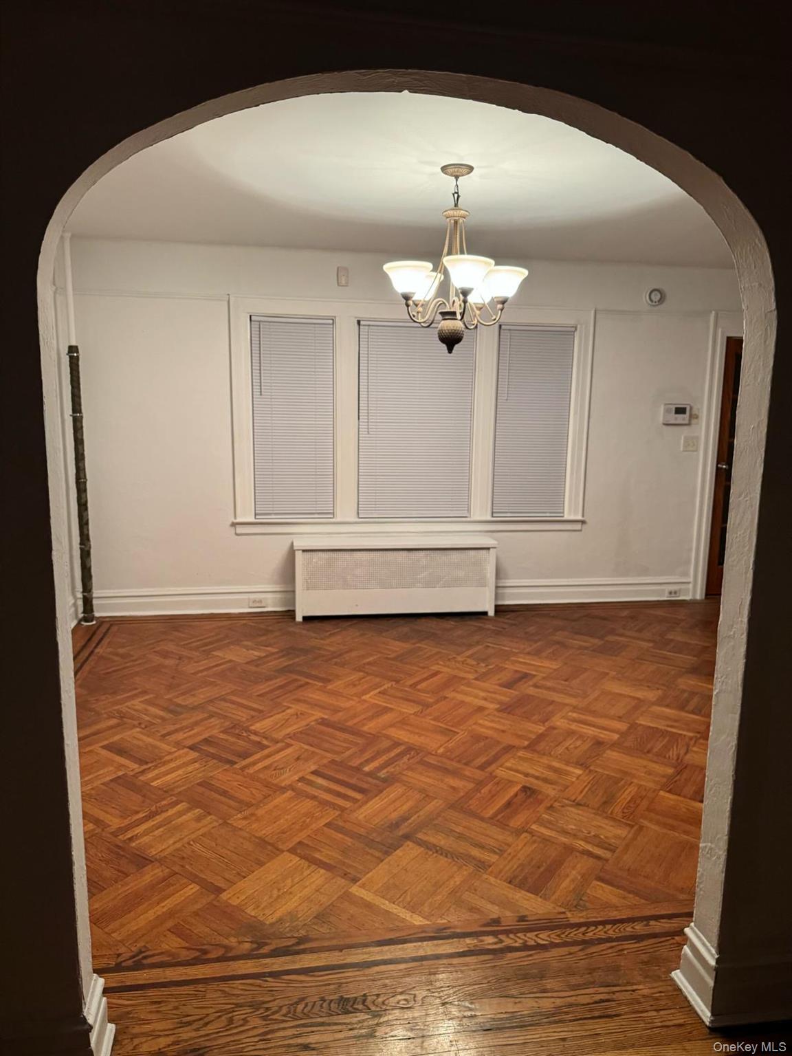 #5 photo, 114-25 201st Street, クイーンズ区 Saint Albans , NY 11412