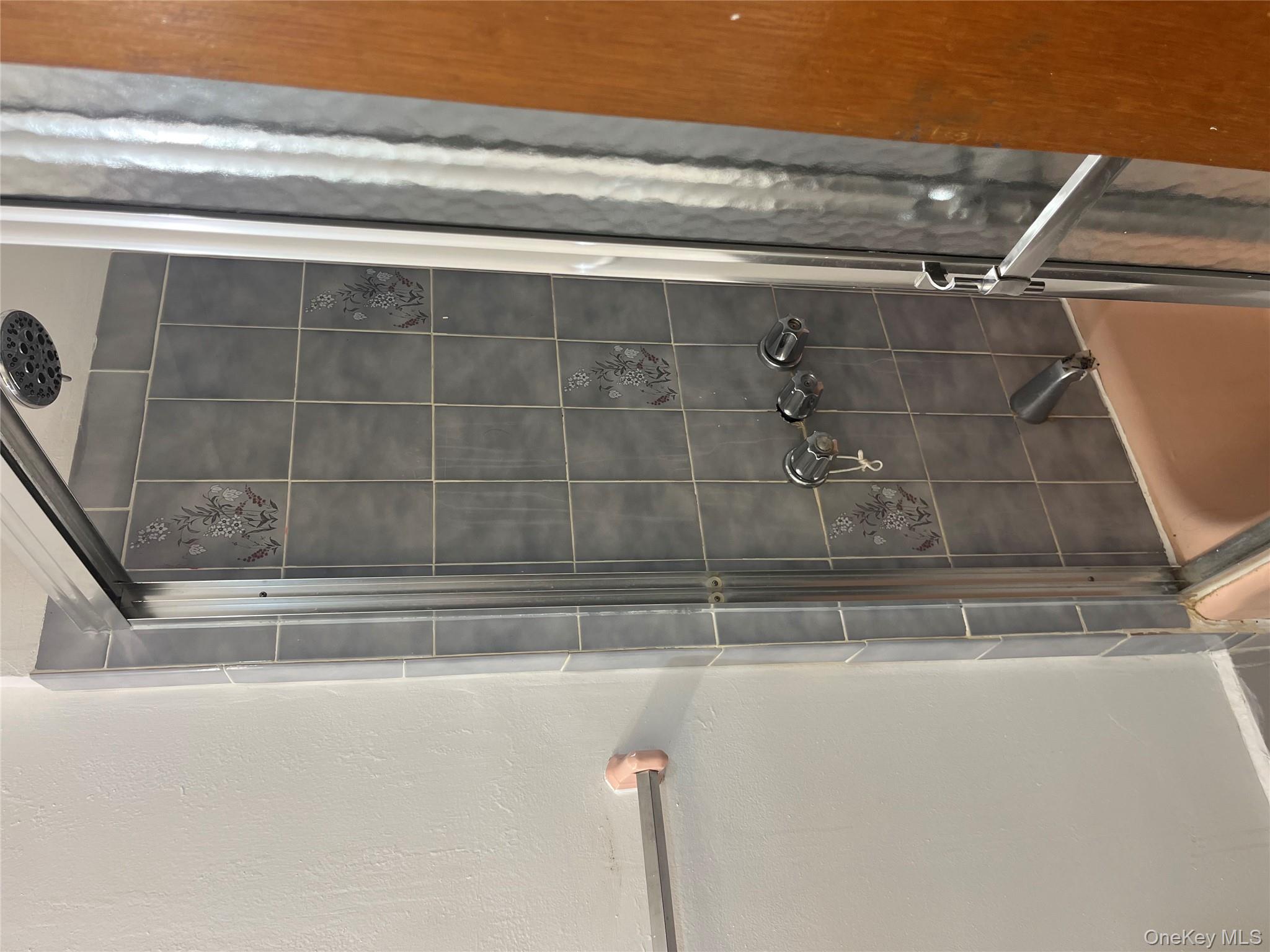 #5 photo, 8539 75th Street, クイーンズ区 Woodhaven , NY 11421