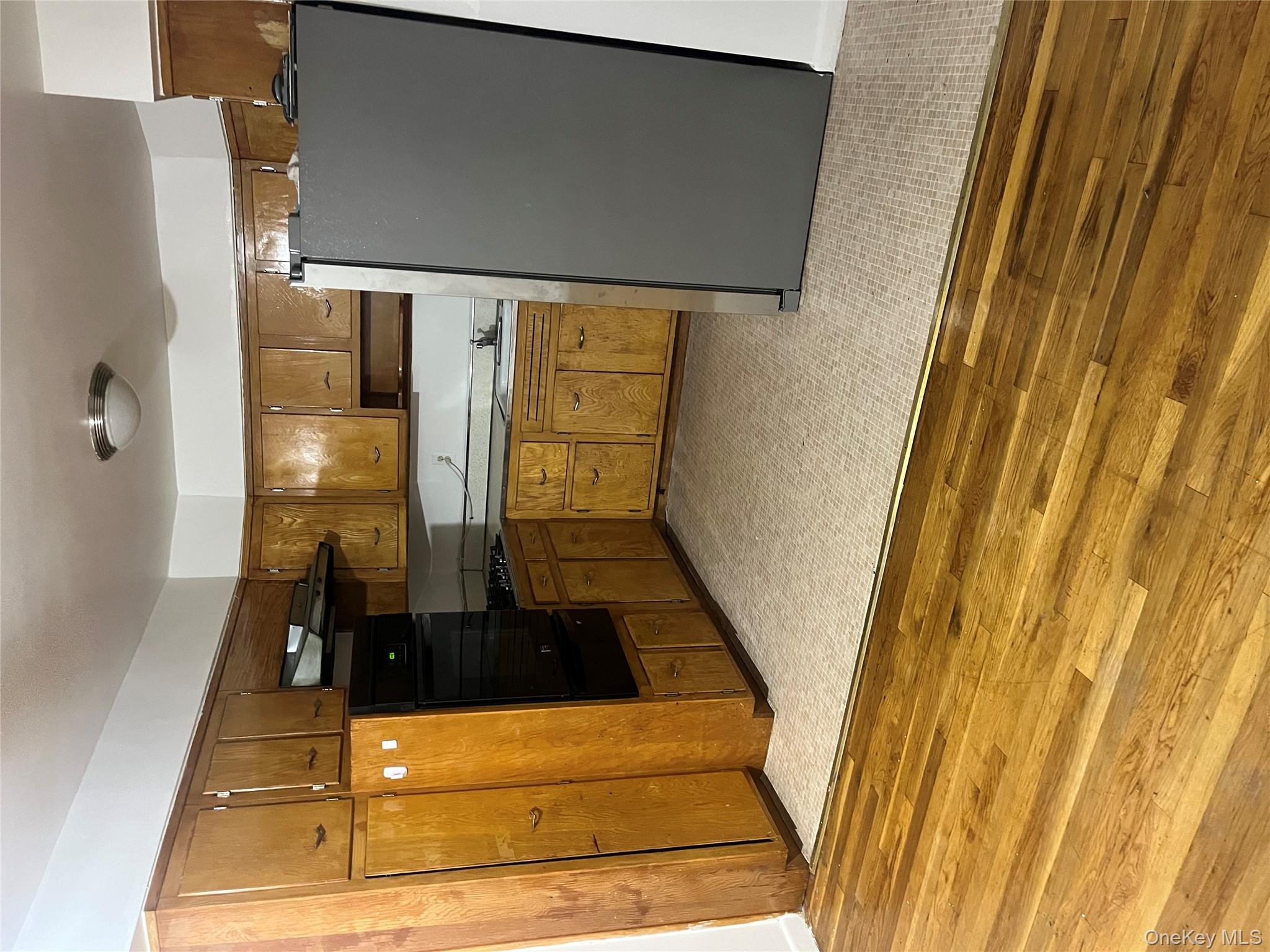 #9 photo, 8539 75th Street, クイーンズ区 Woodhaven , NY 11421