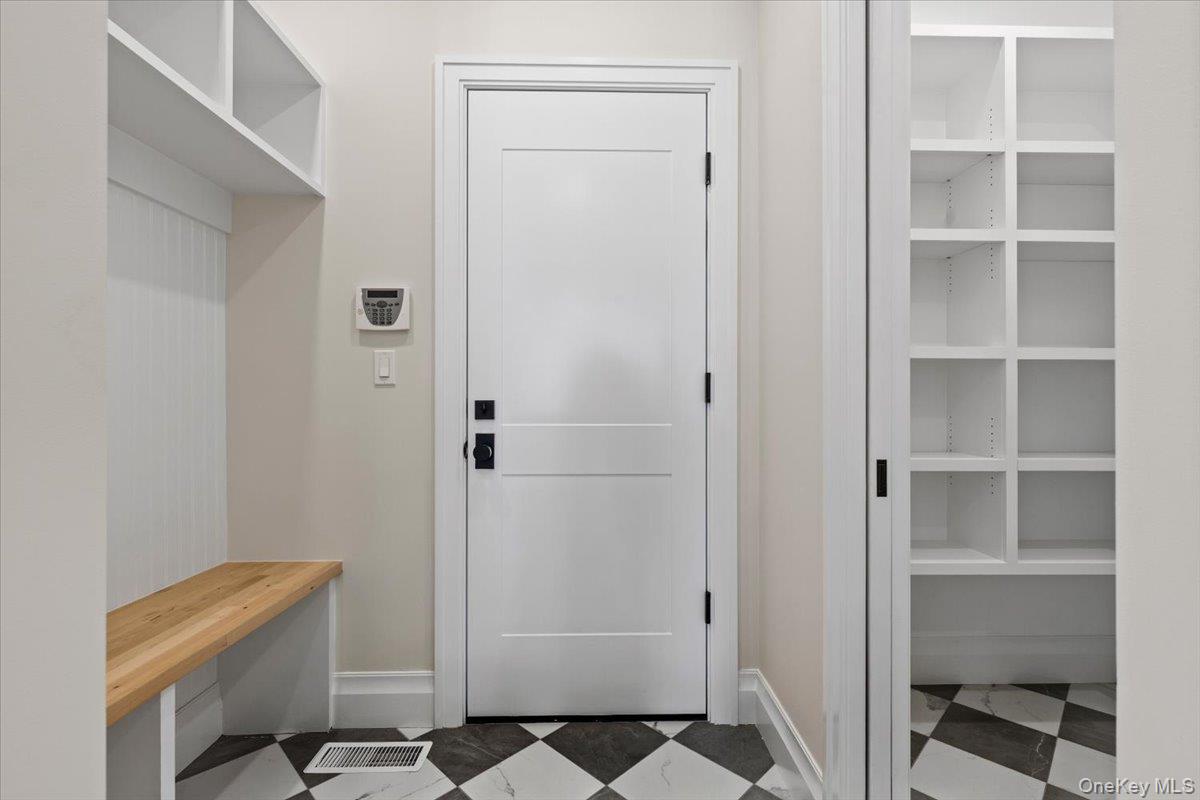 #12 photo, 93 Park Avenue, West Harrison , NY 10604